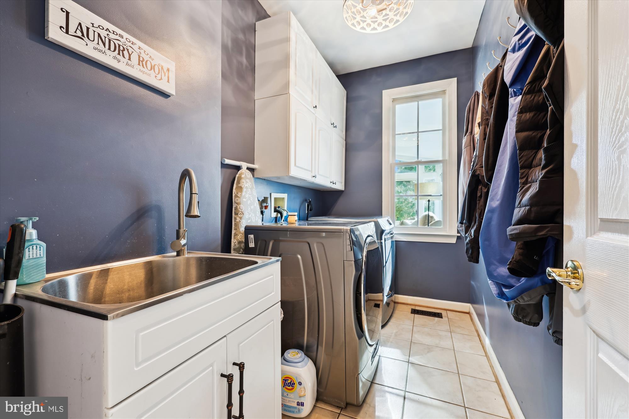 ABRAMS - Residential