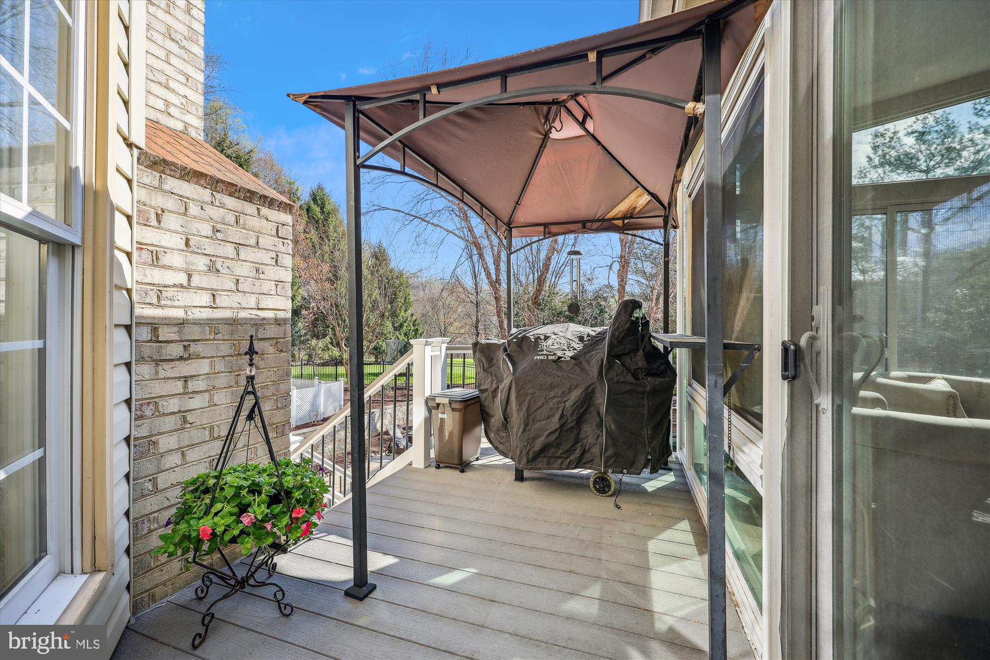 ABRAMS - Residential