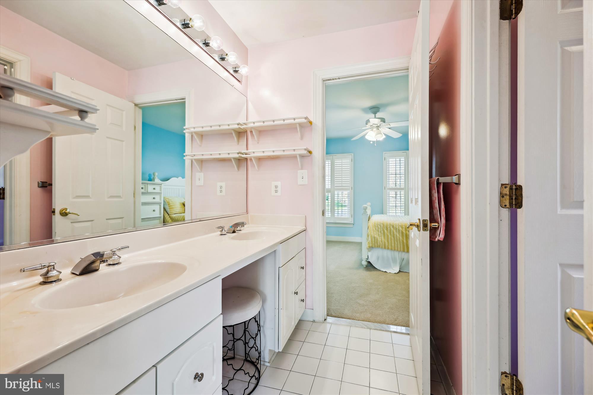 ABRAMS - Residential