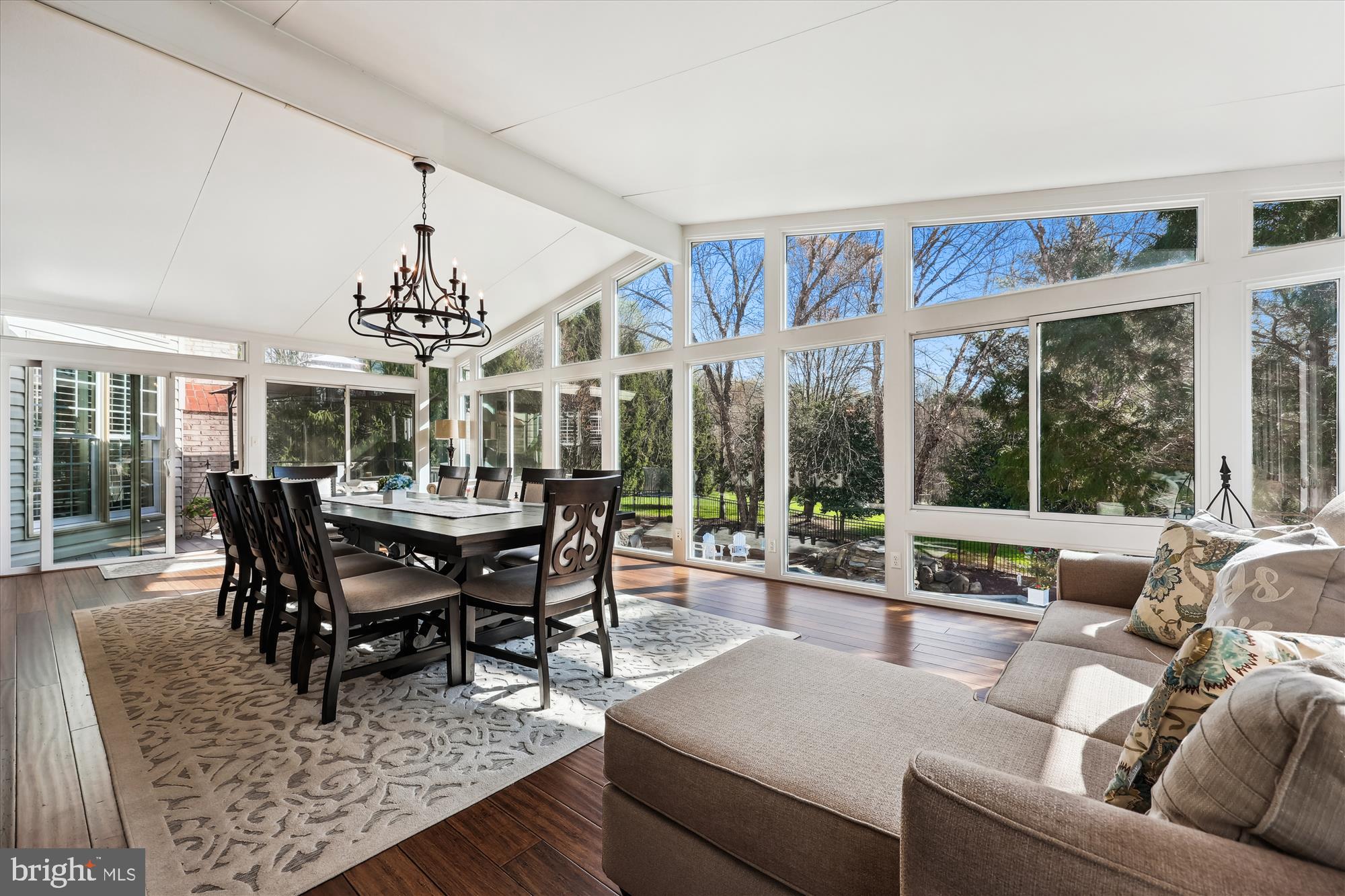 ABRAMS - Residential