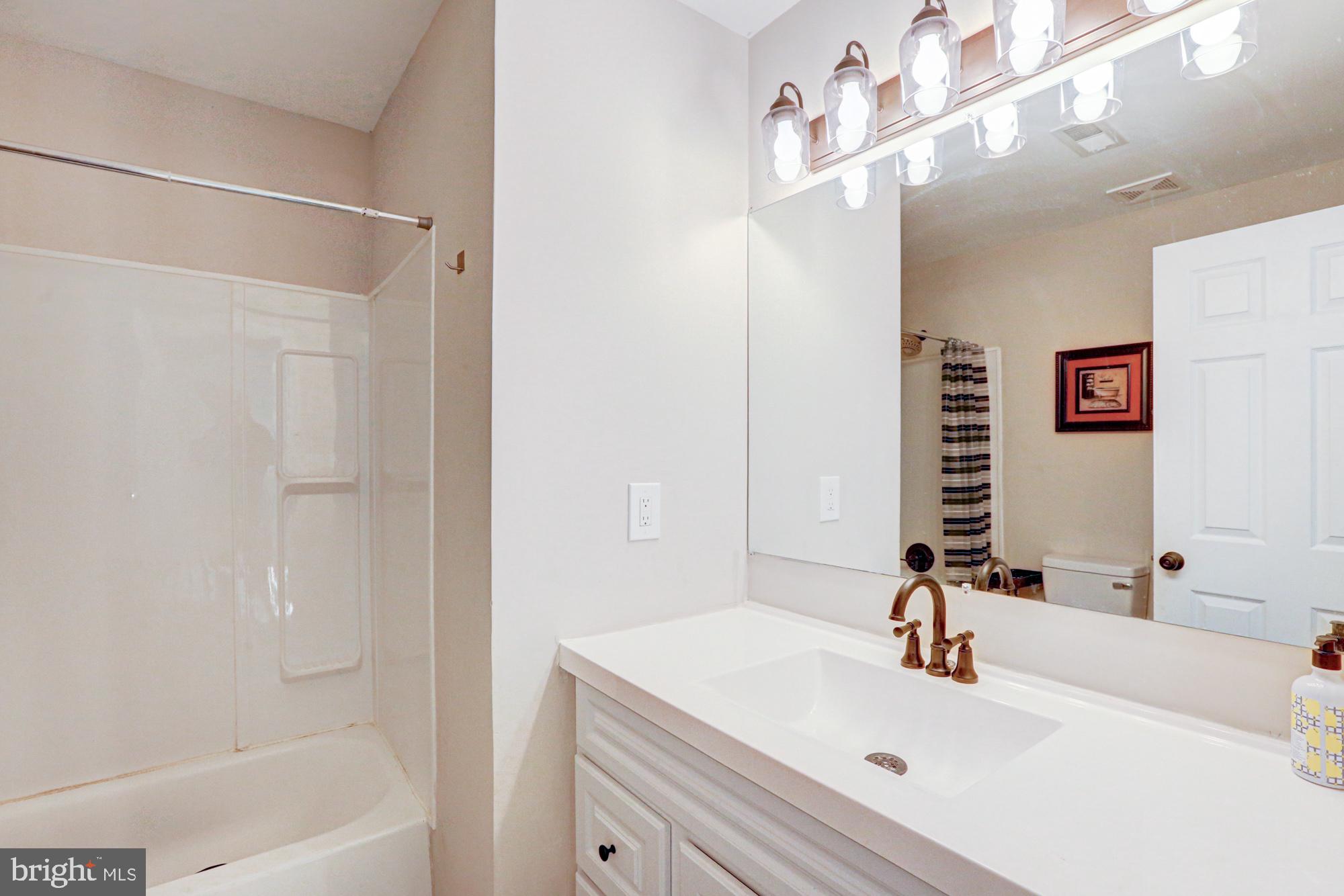 TRAYBERN - Residential