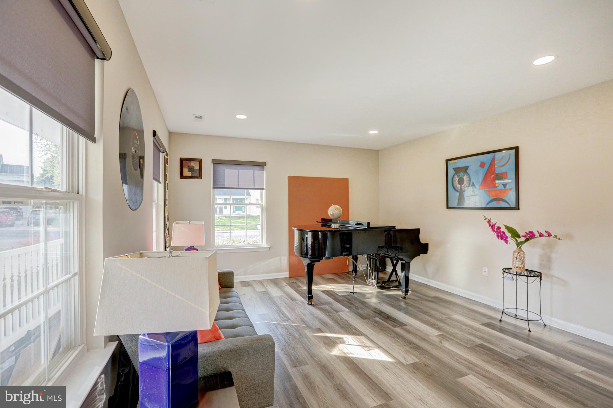 TRAYBERN - Residential