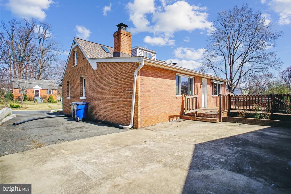 listing image 24