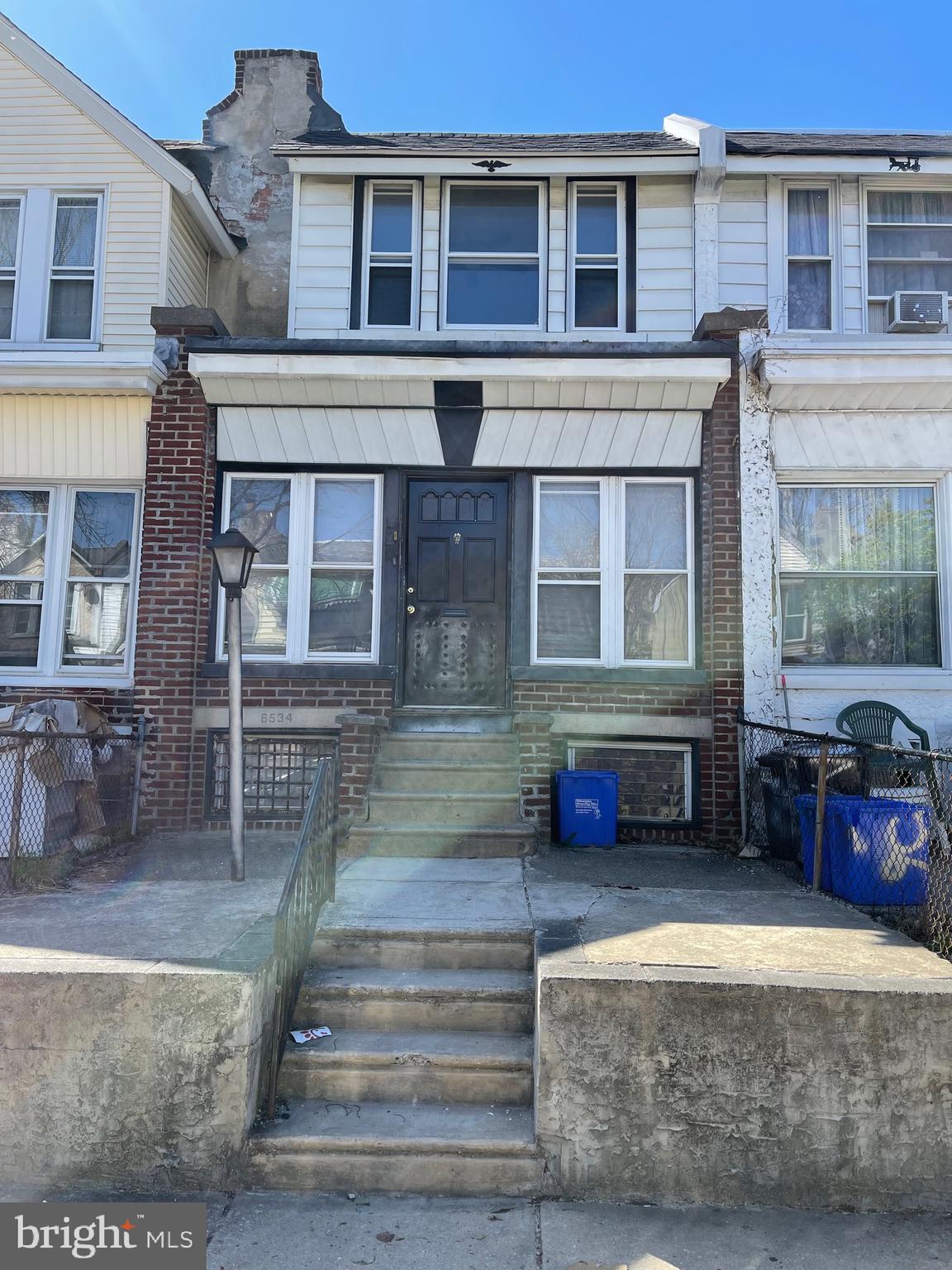 WEST OAK LANE - Residential Lease