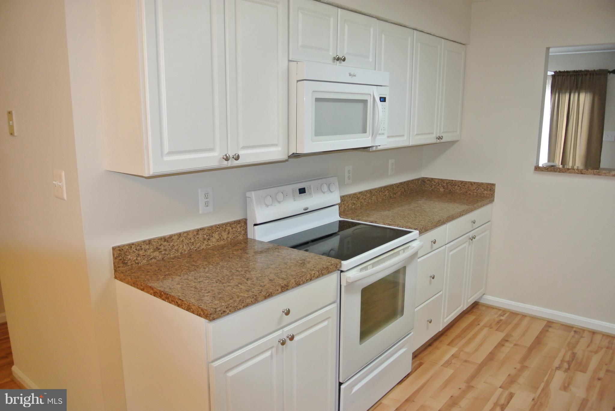 CHARLESTON TERRACE LA PLATA - Residential