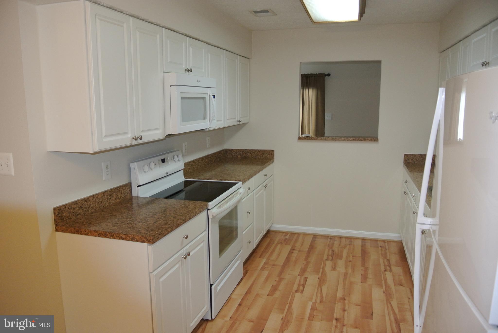 CHARLESTON TERRACE LA PLATA - Residential