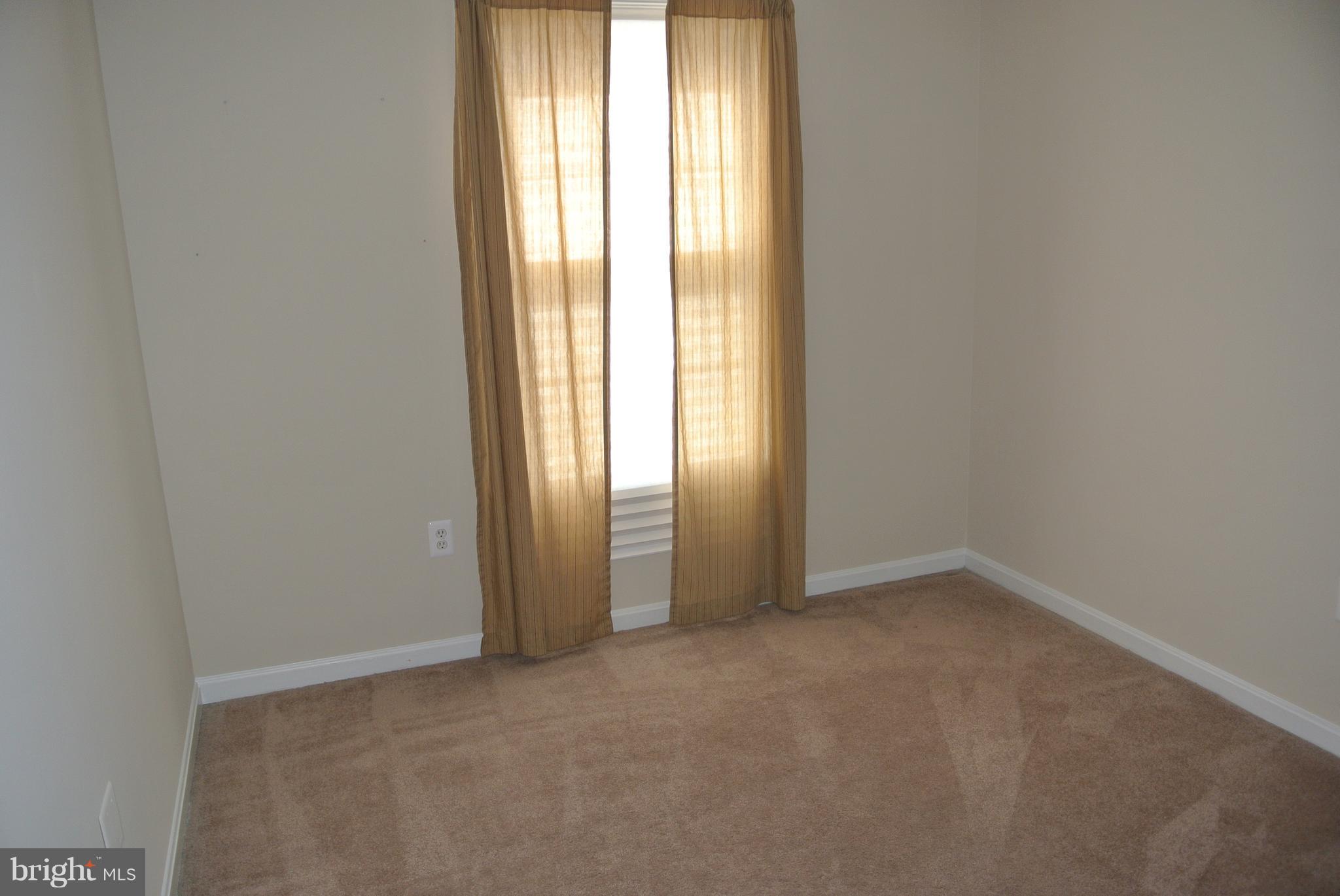 CHARLESTON TERRACE LA PLATA - Residential