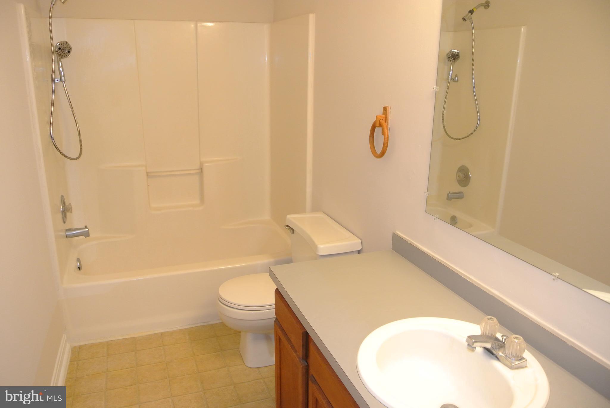 CHARLESTON TERRACE LA PLATA - Residential