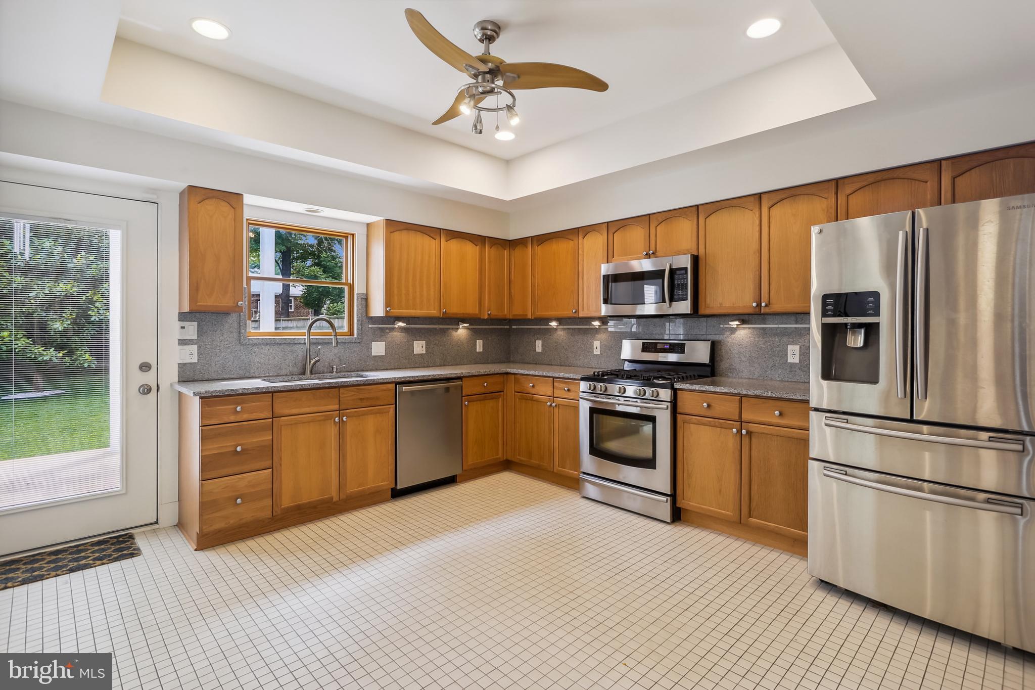 HARRIETT PARK - Residential Lease