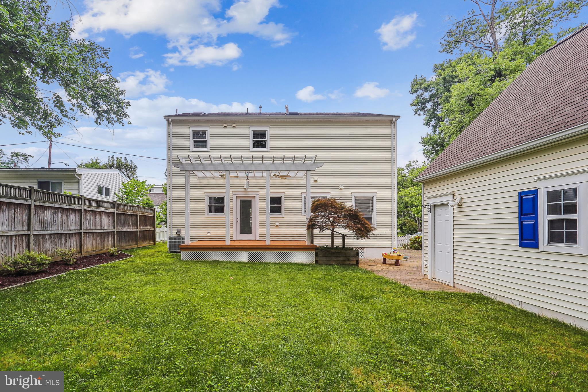 HARRIETT PARK - Residential Lease