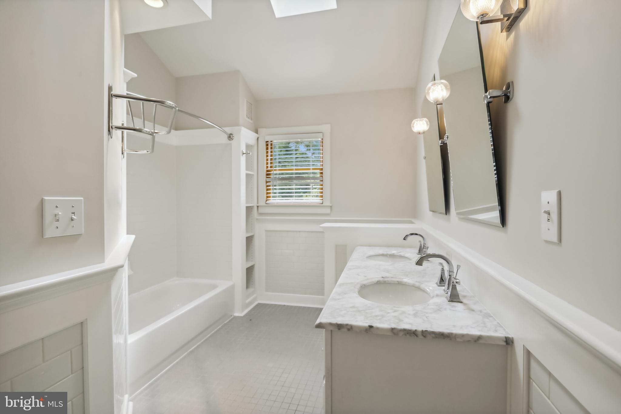 HARRIETT PARK - Residential Lease