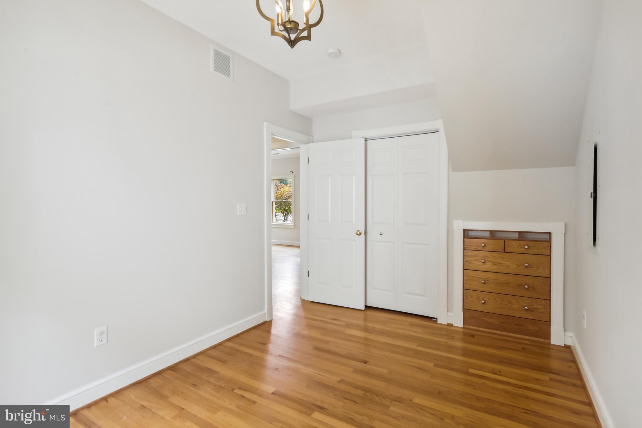 HARRIETT PARK - Residential Lease