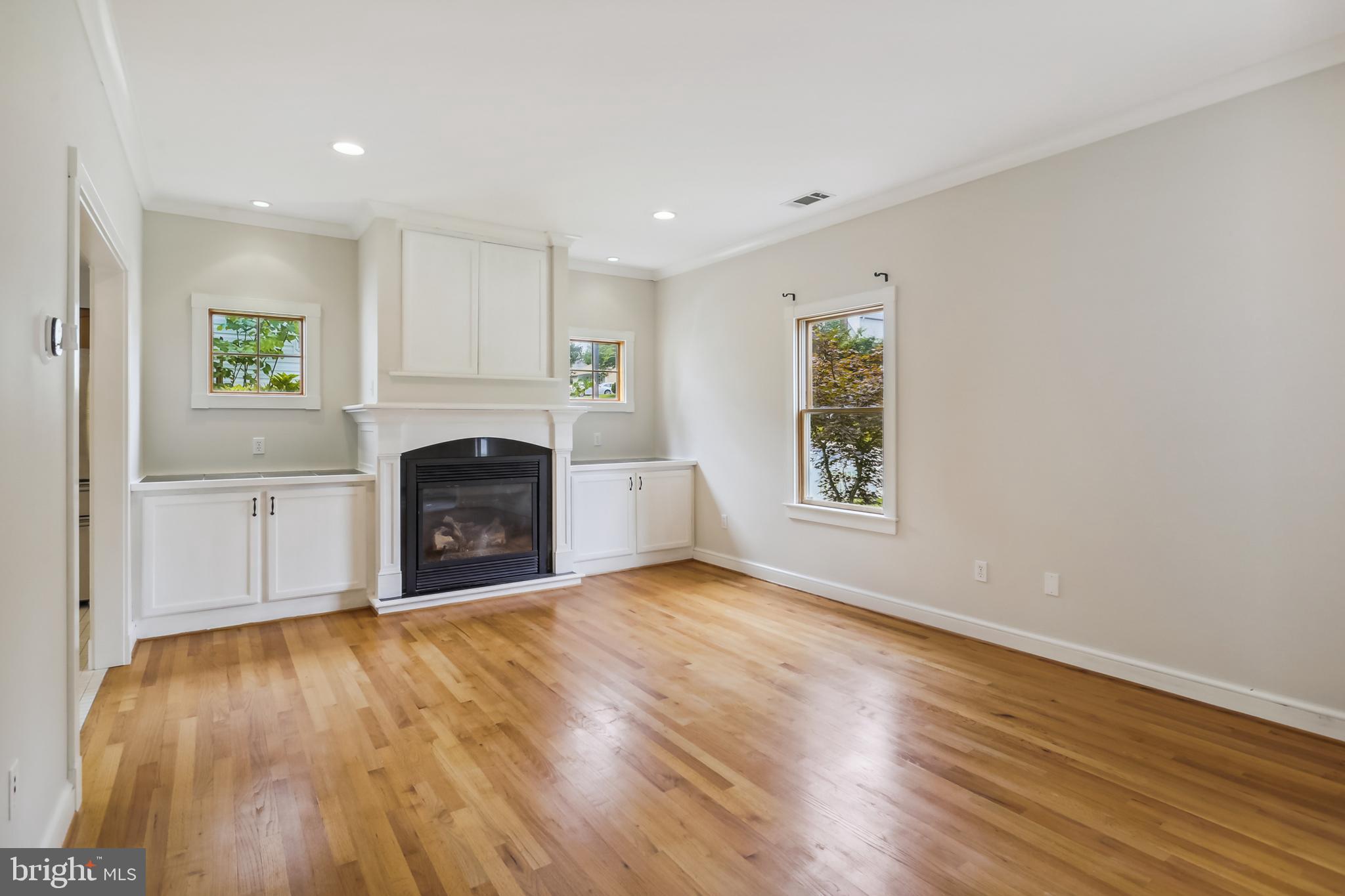 HARRIETT PARK - Residential Lease