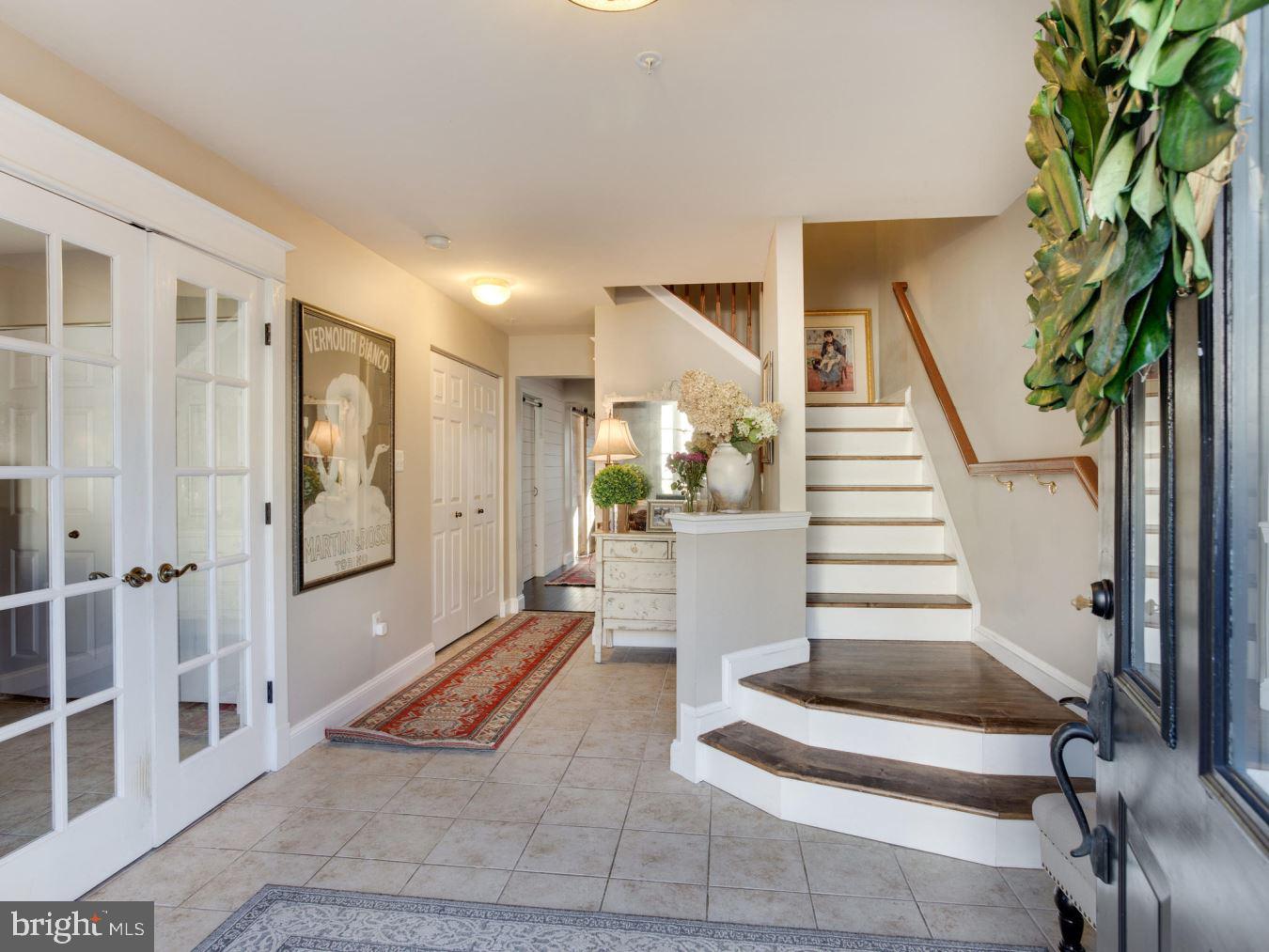 RIVER OAKS - Residential Lease