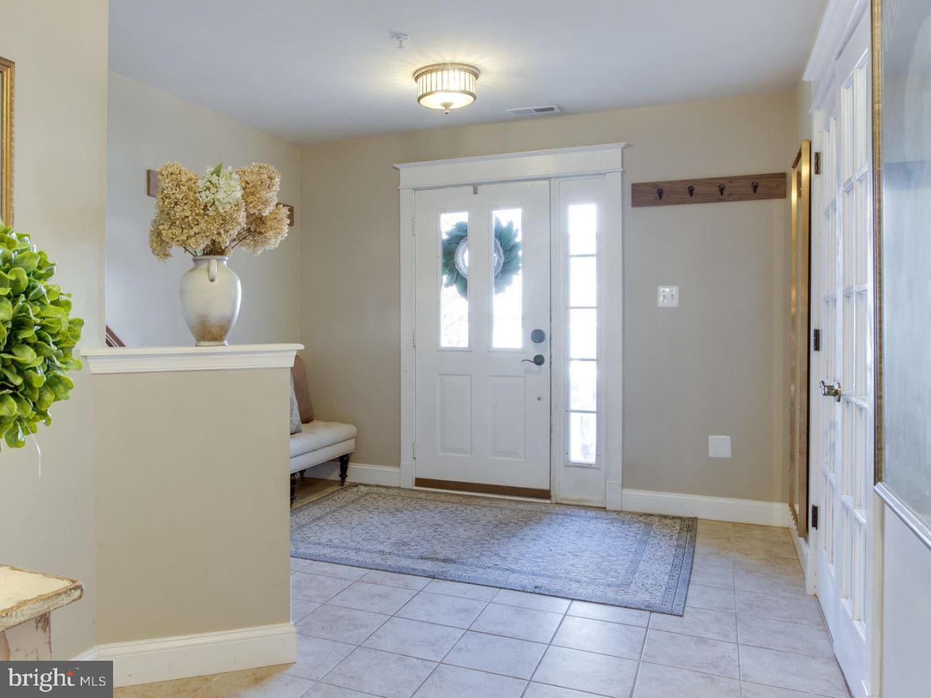 RIVER OAKS - Residential Lease