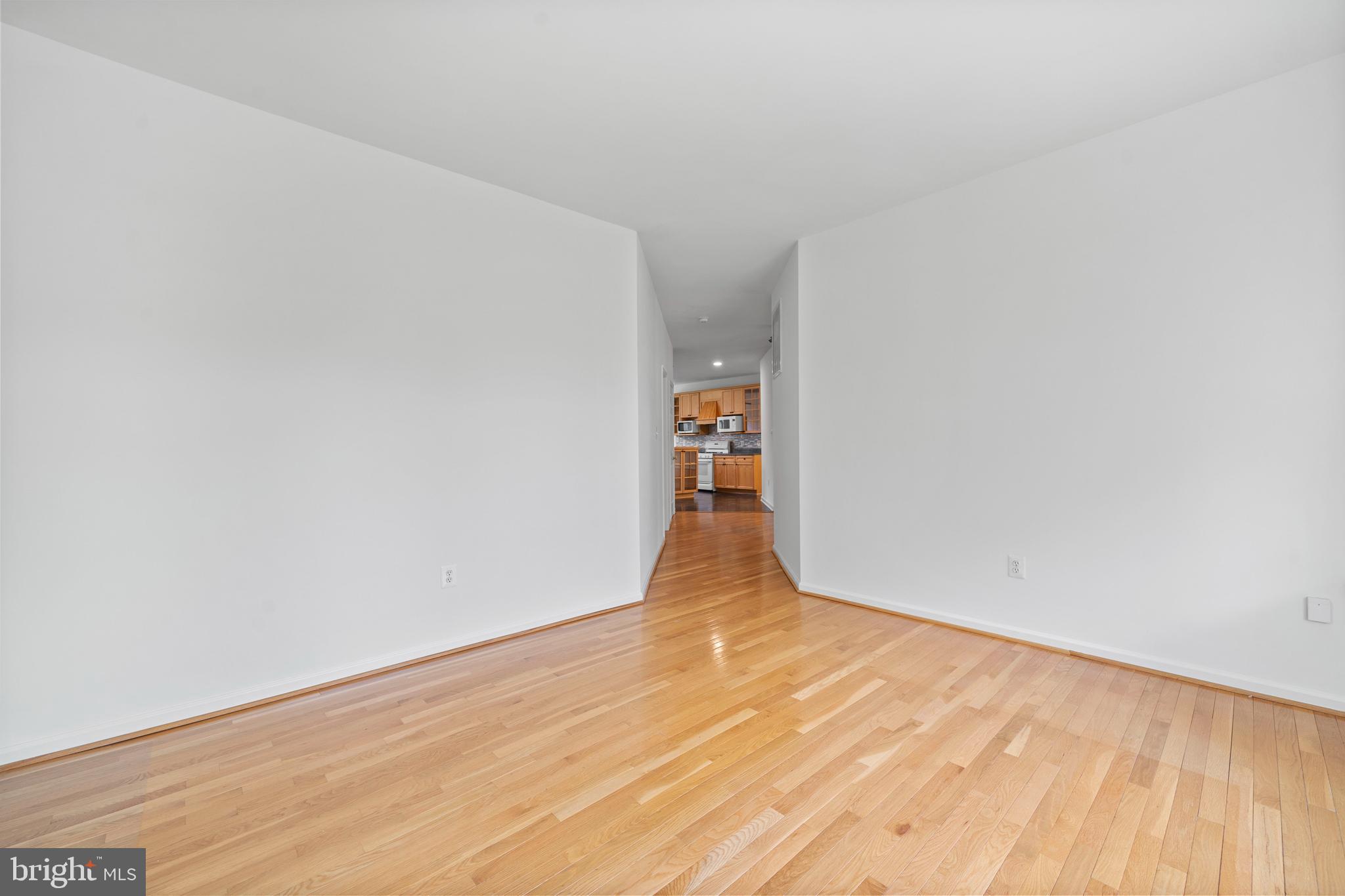 CHESTNUT HILLS - Residential