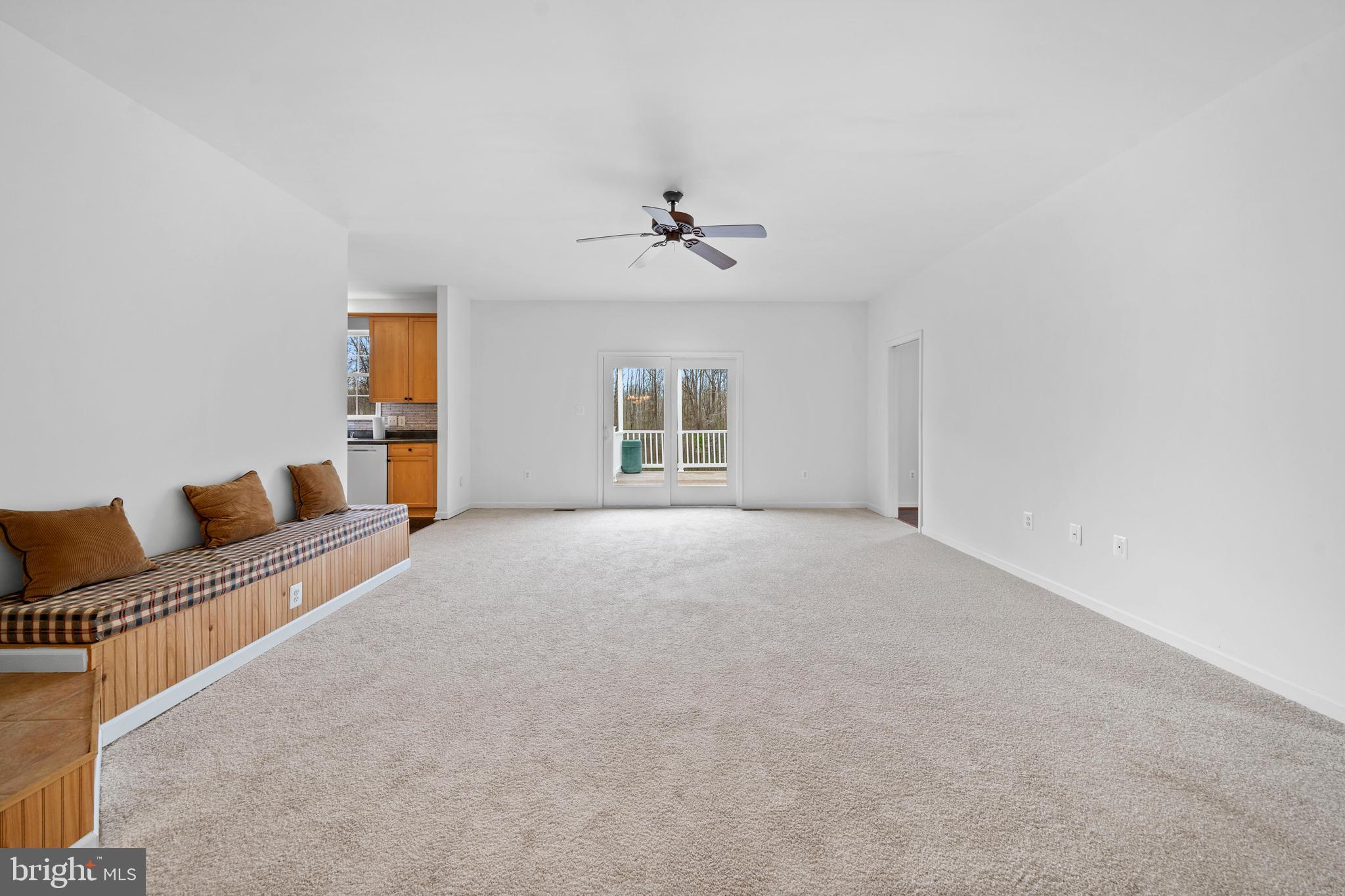 CHESTNUT HILLS - Residential