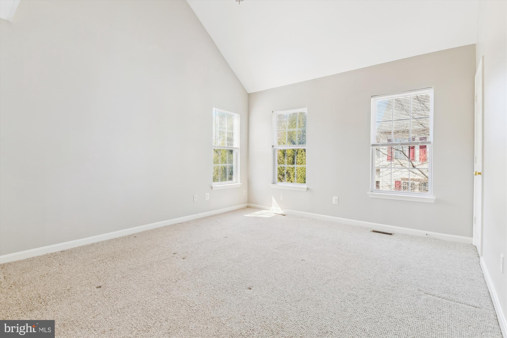 RUSSETT - Residential Lease