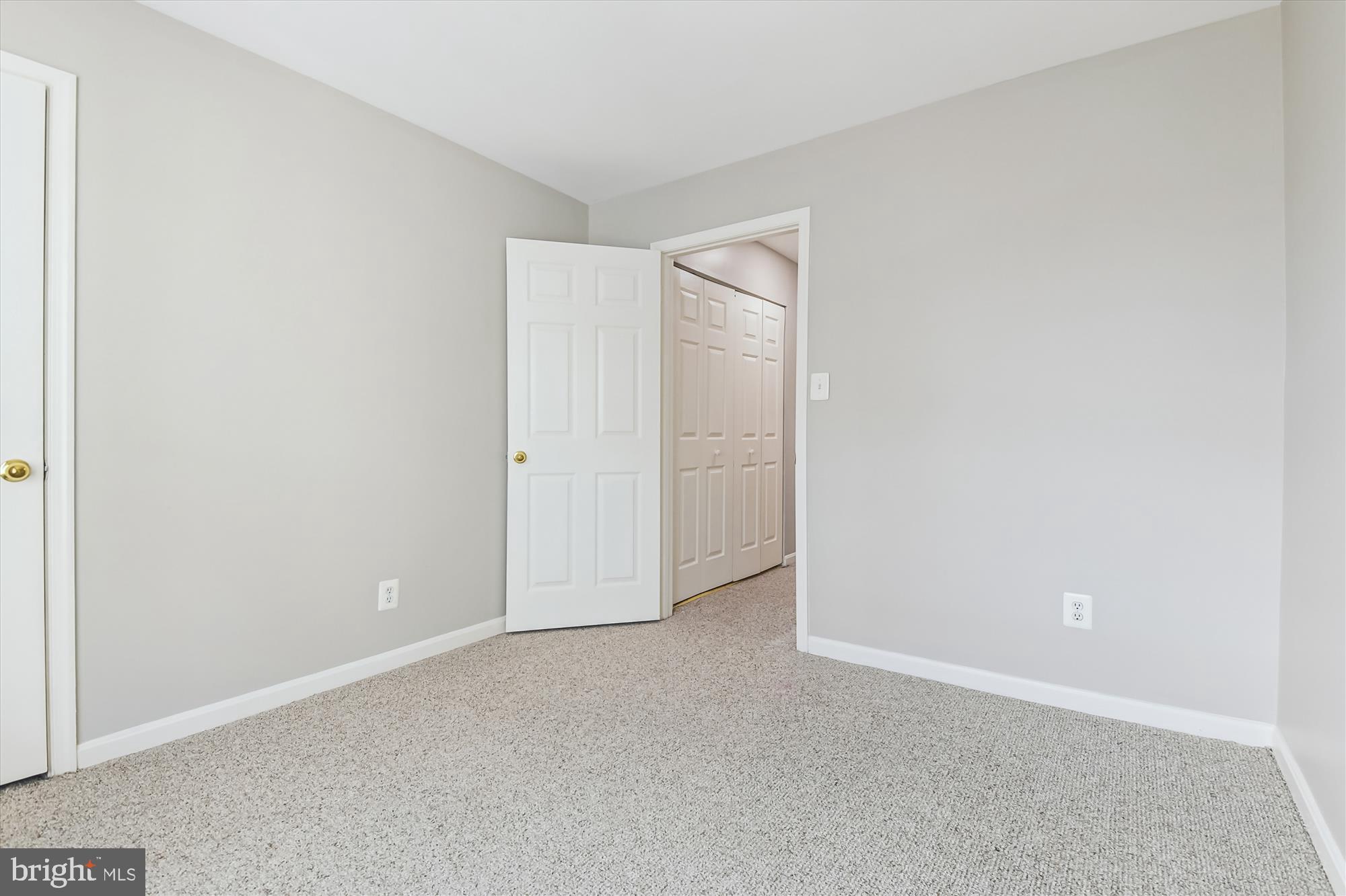 RUSSETT - Residential Lease