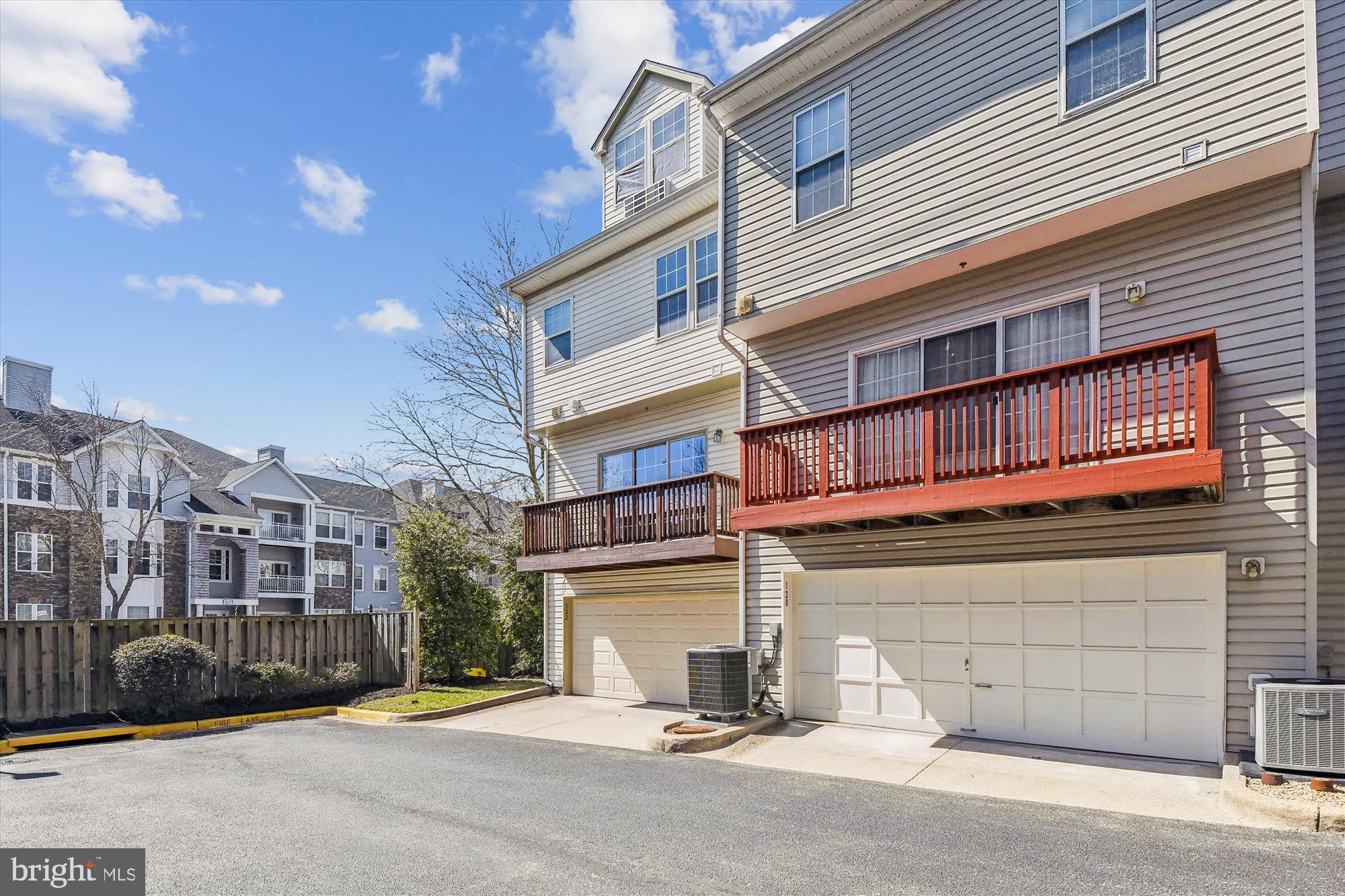 RUSSETT - Residential Lease