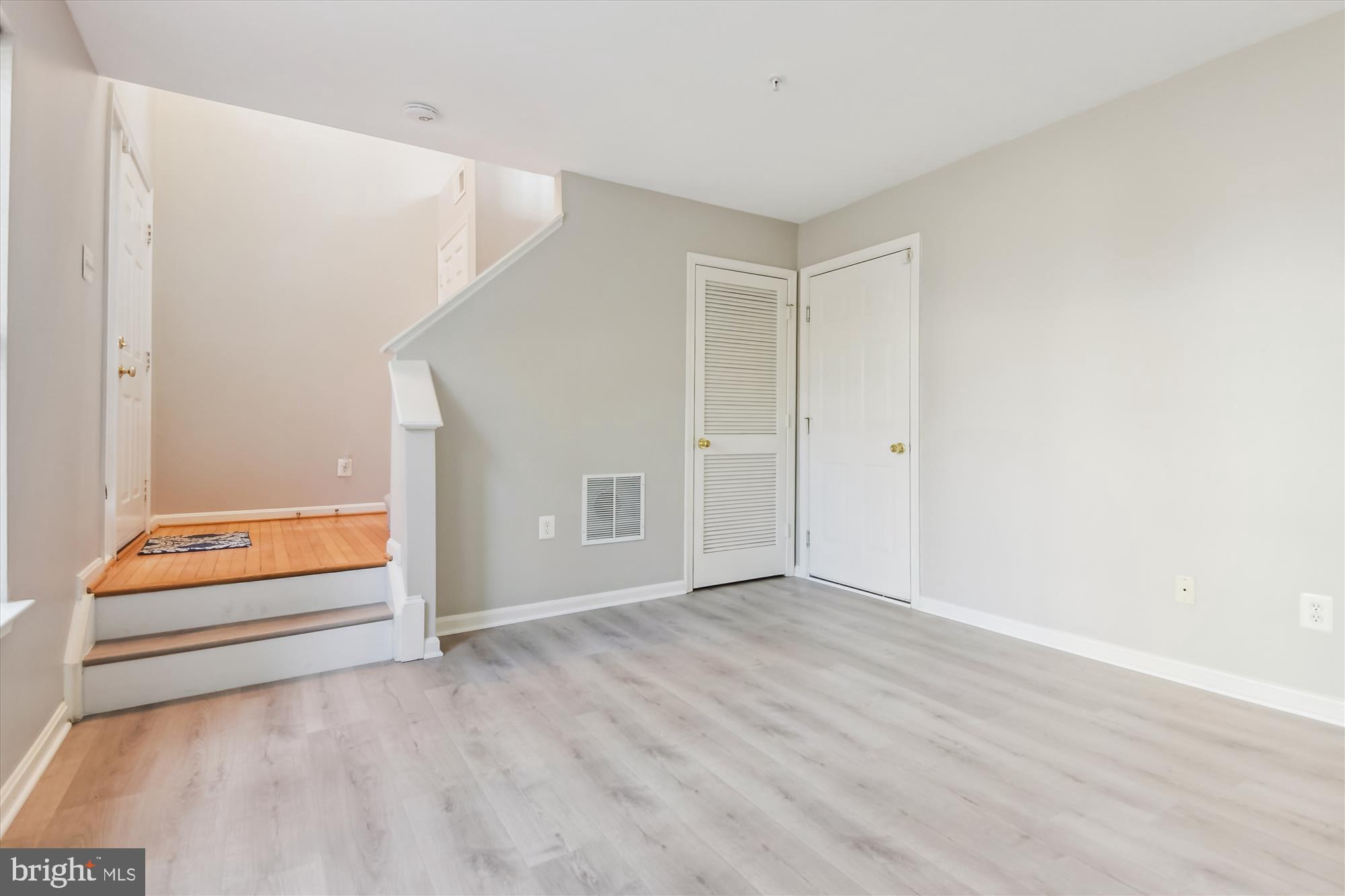 RUSSETT - Residential Lease