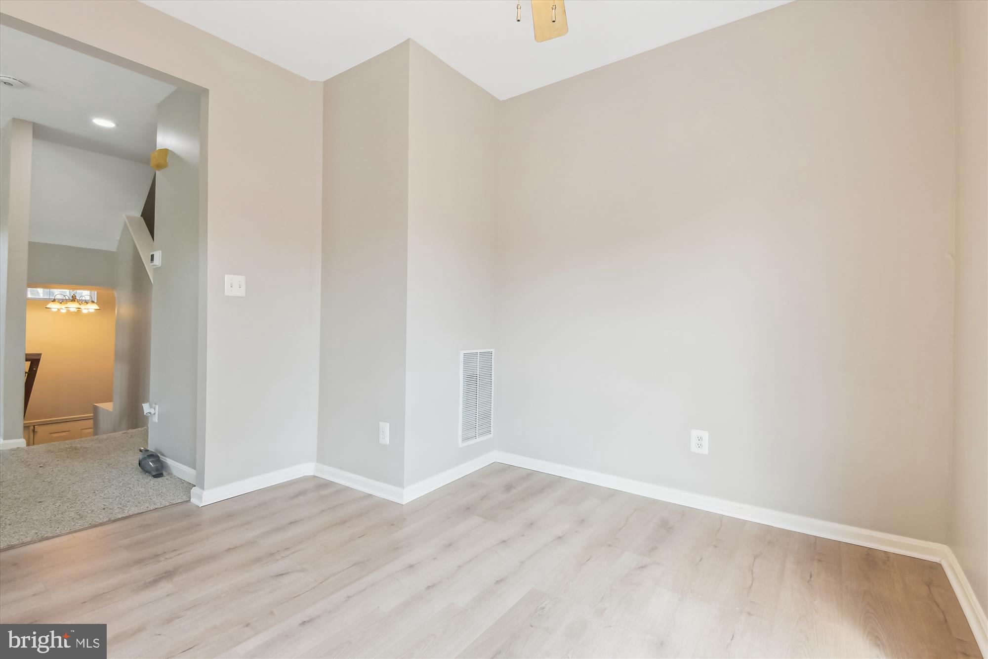 RUSSETT - Residential Lease