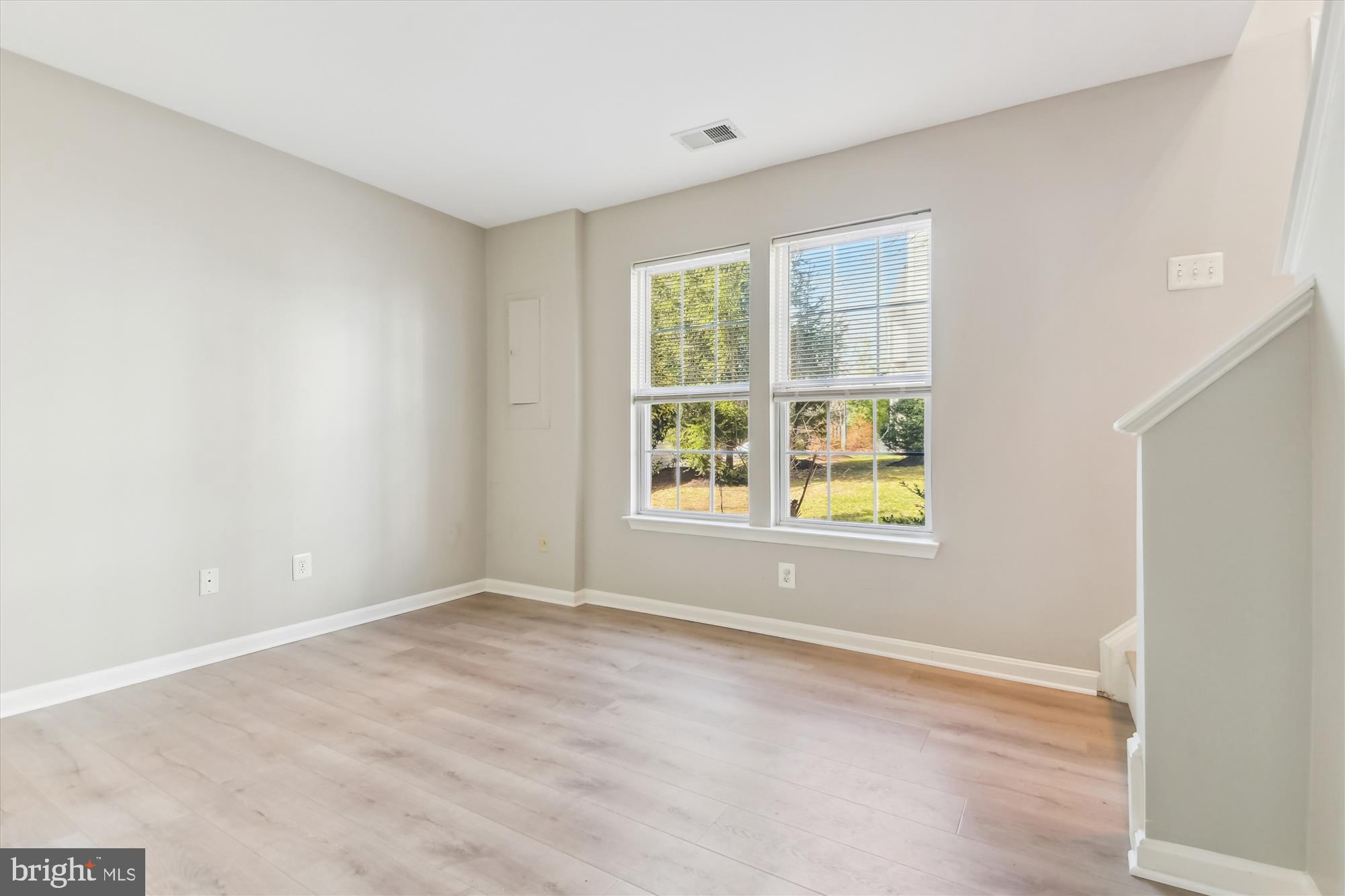 RUSSETT - Residential Lease