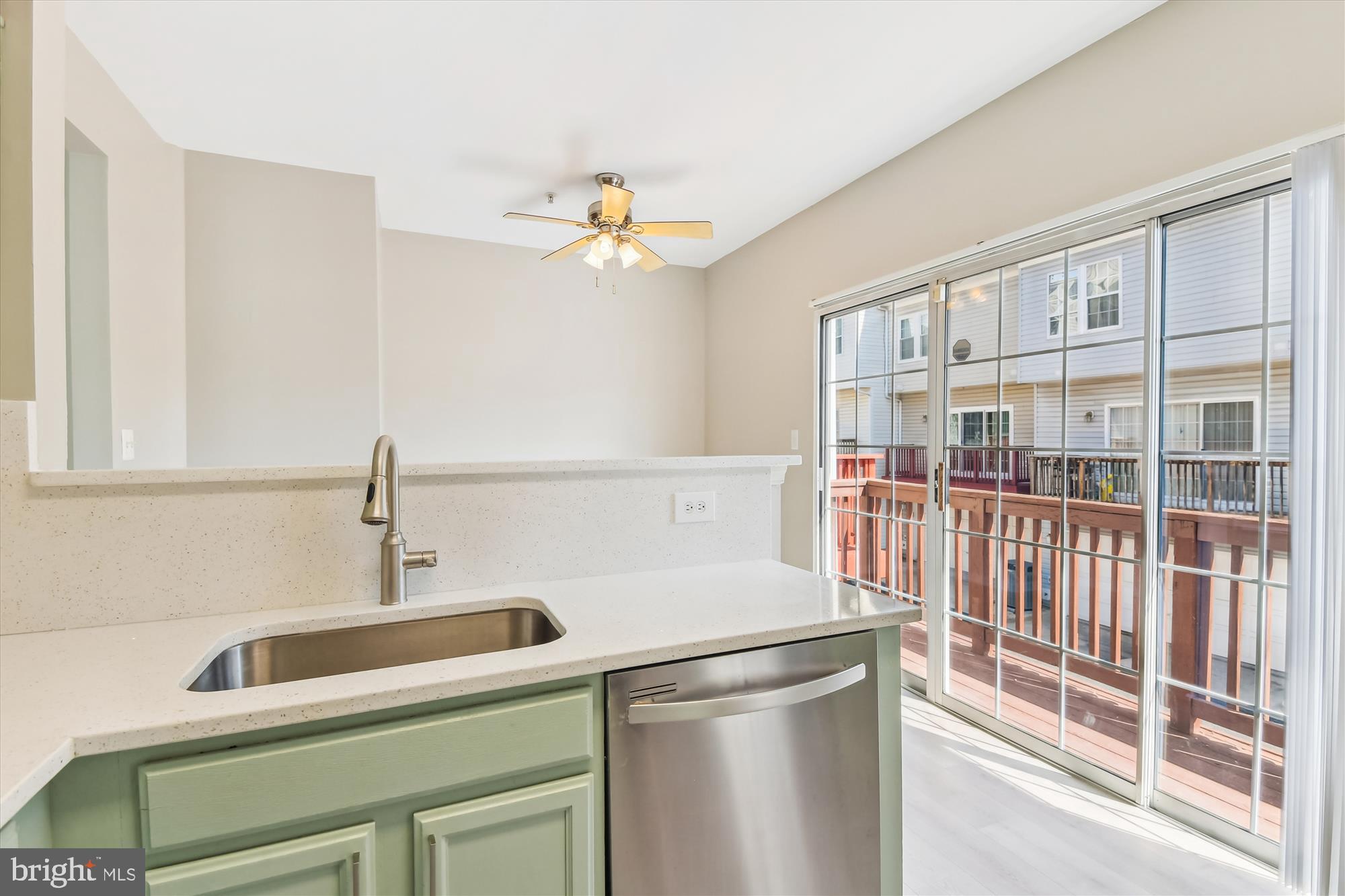 RUSSETT - Residential Lease