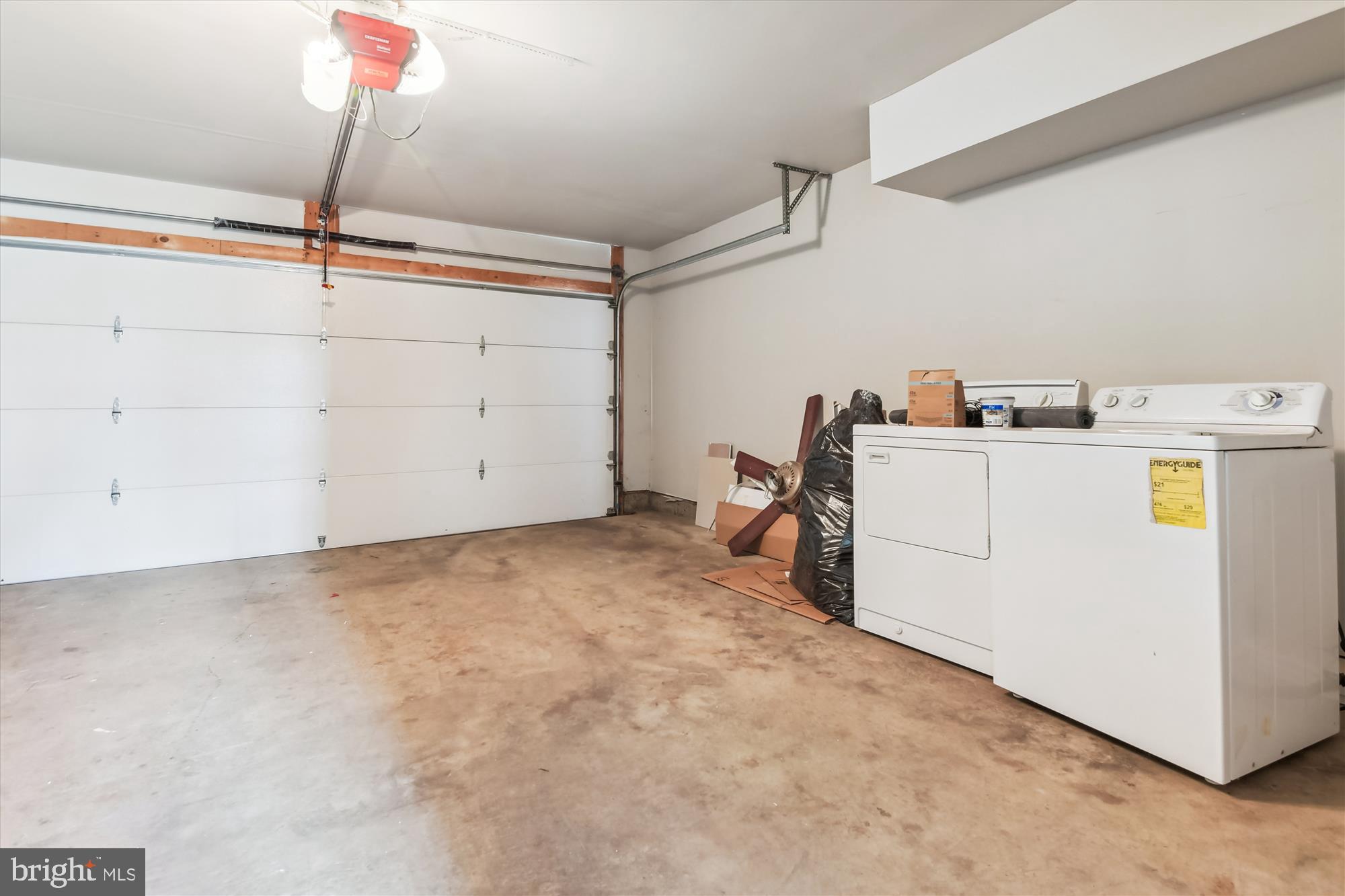 RUSSETT - Residential Lease