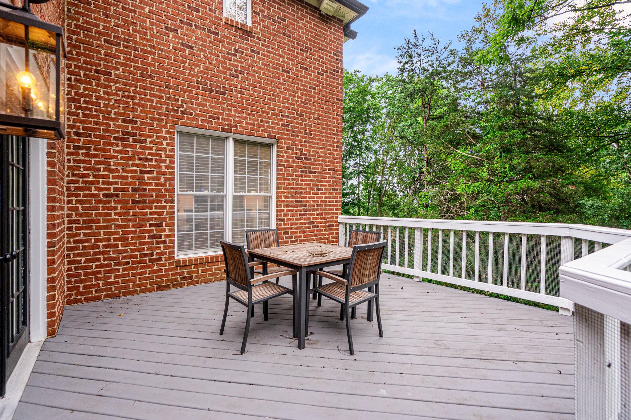 WATERLOO NORTH - Residential