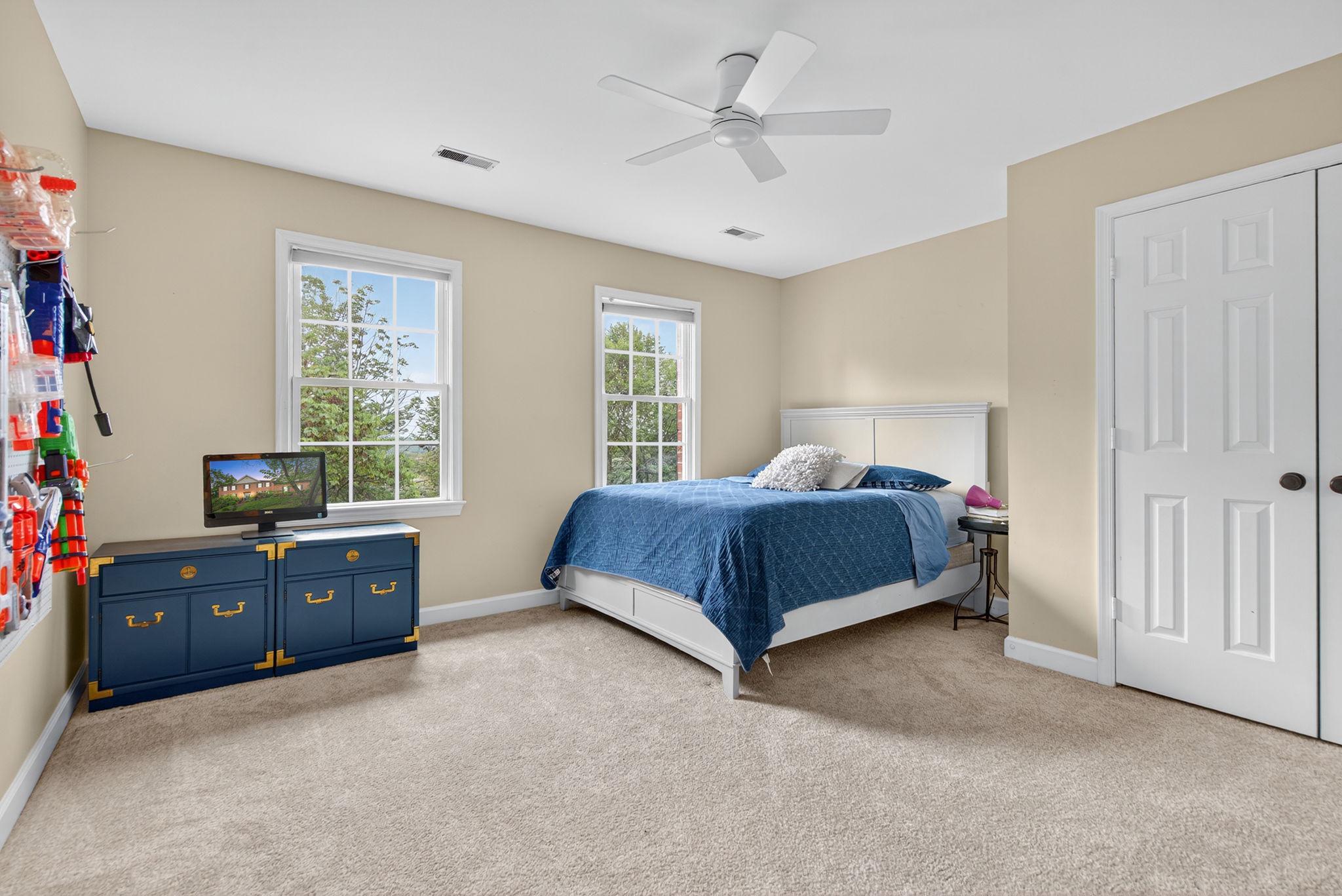 WATERLOO NORTH - Residential