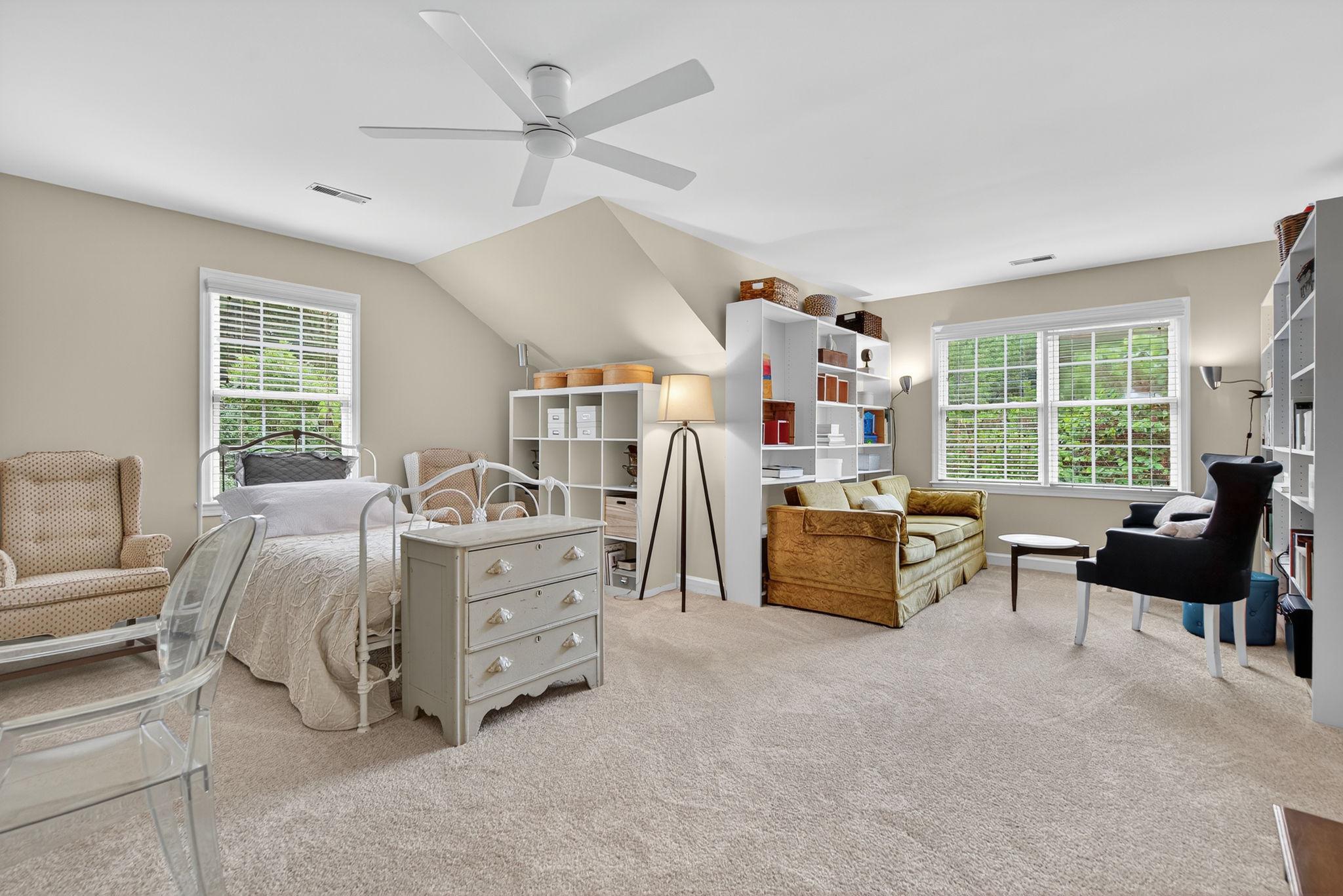 WATERLOO NORTH - Residential