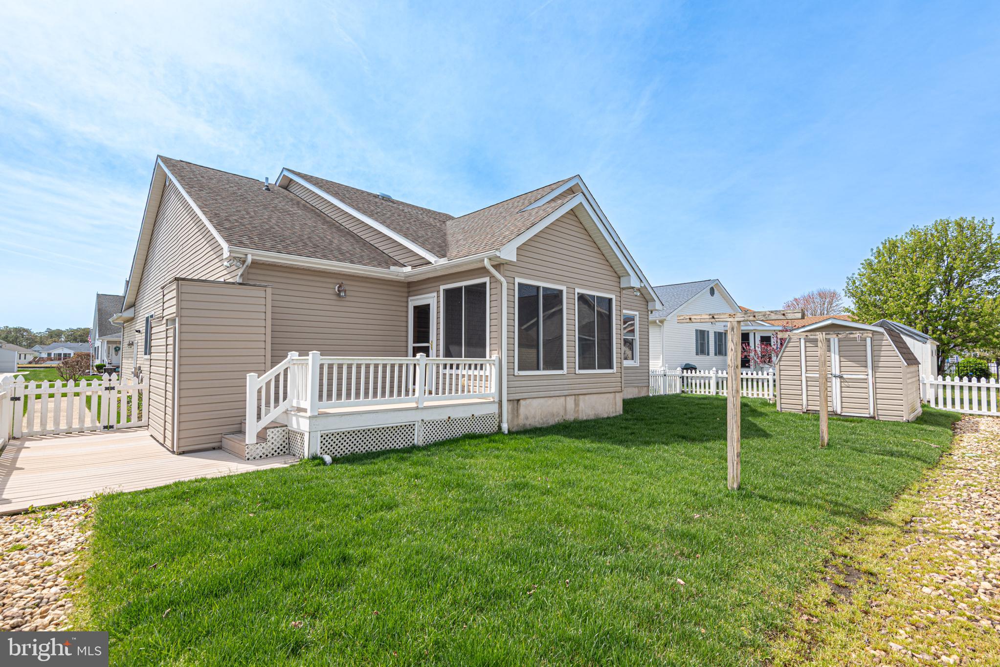 KEENWICK SOUND - Residential