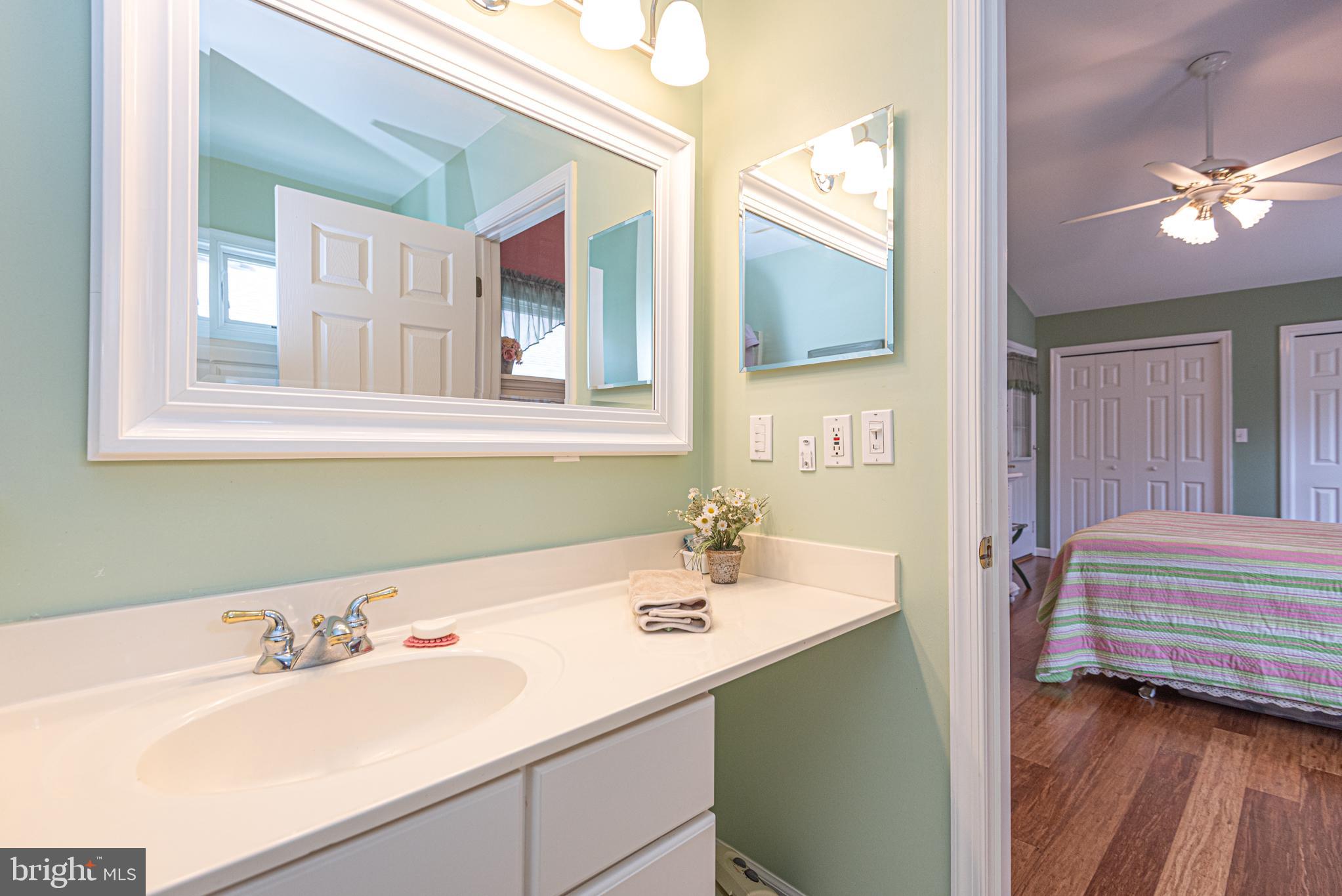 KEENWICK SOUND - Residential