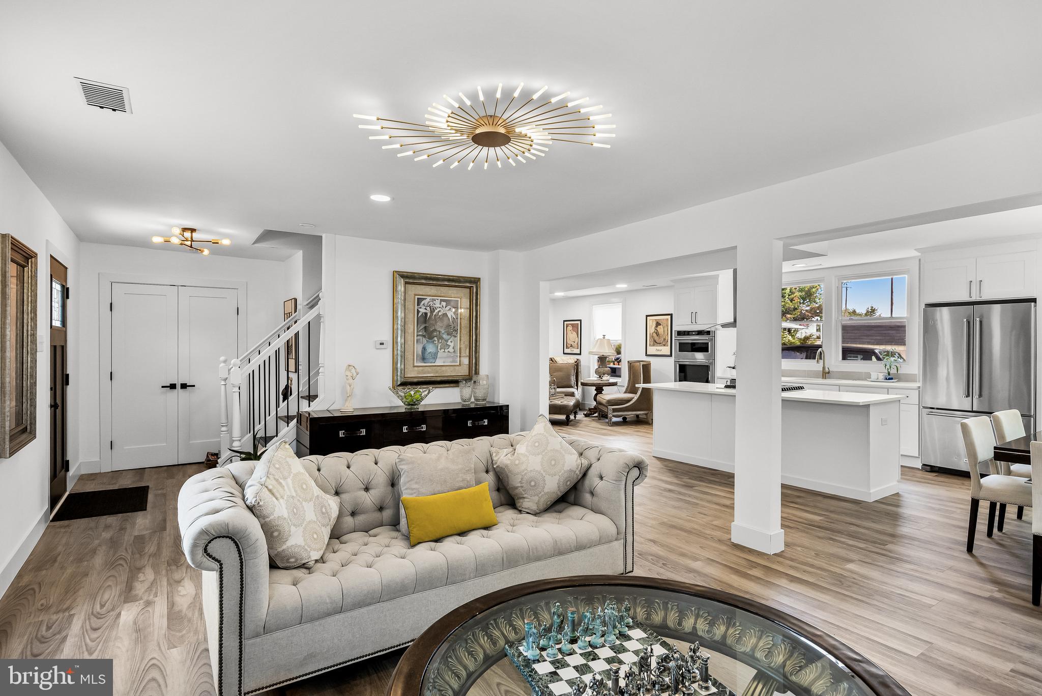 6 CHERRYWOOD DRIVE