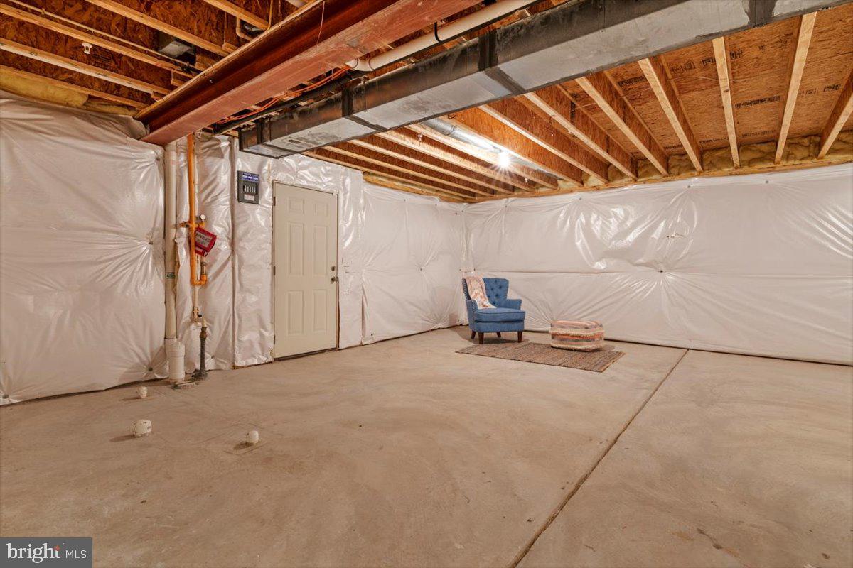 QUARTERFIELD KNOLLS - Residential