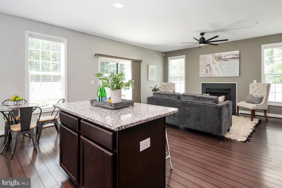 QUARTERFIELD KNOLLS - Residential