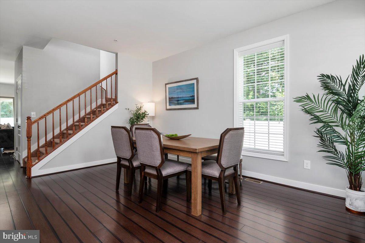 QUARTERFIELD KNOLLS - Residential