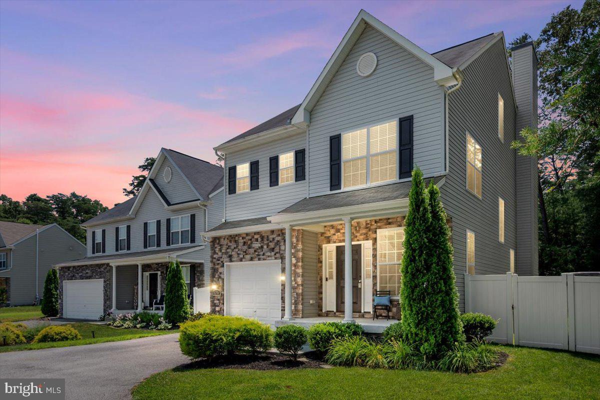 QUARTERFIELD KNOLLS - Residential