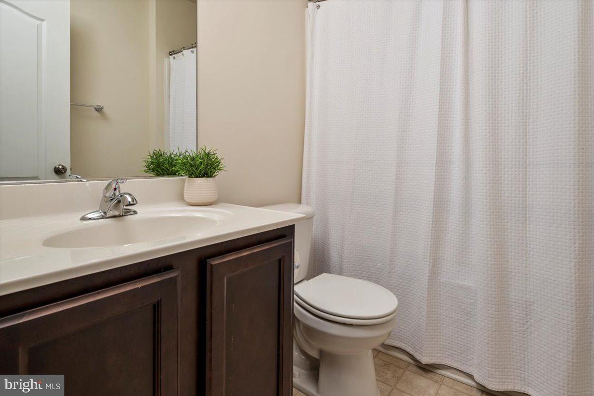 QUARTERFIELD KNOLLS - Residential