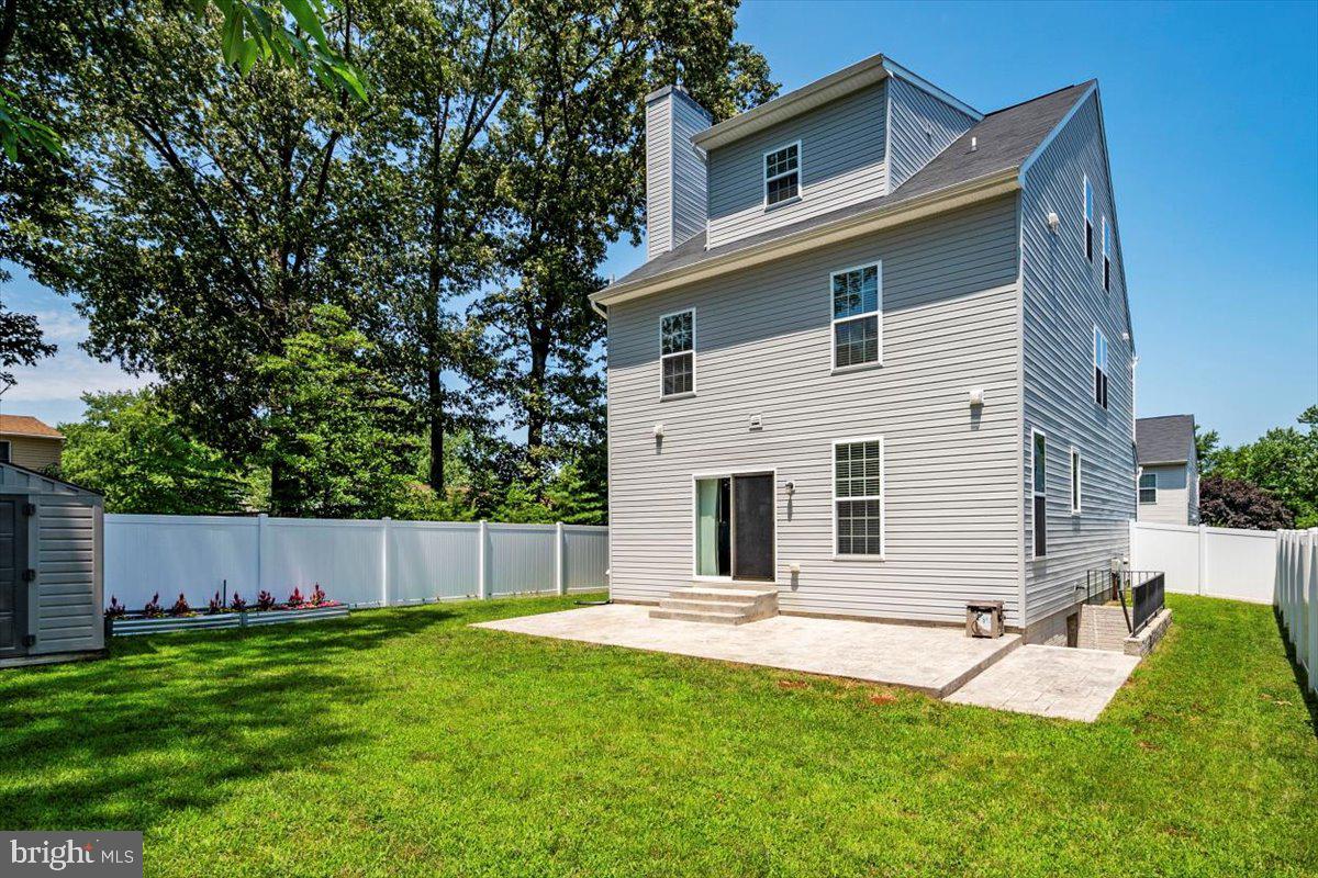 QUARTERFIELD KNOLLS - Residential