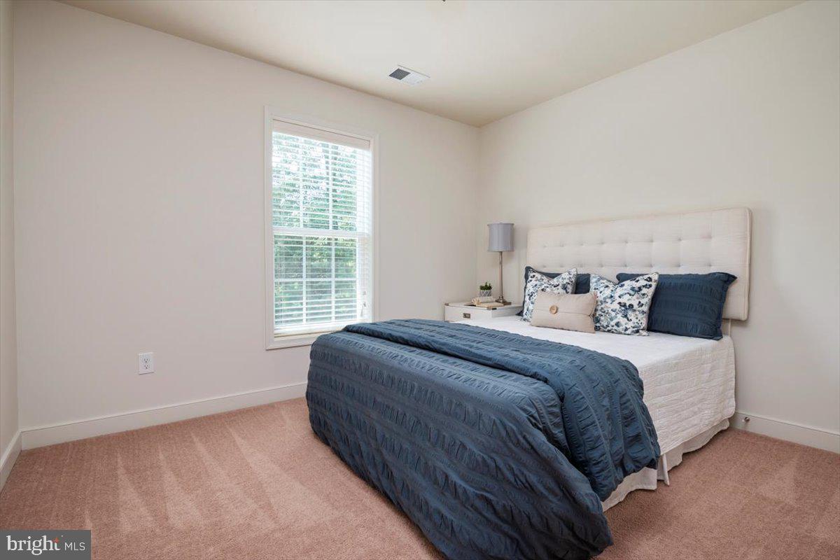 QUARTERFIELD KNOLLS - Residential