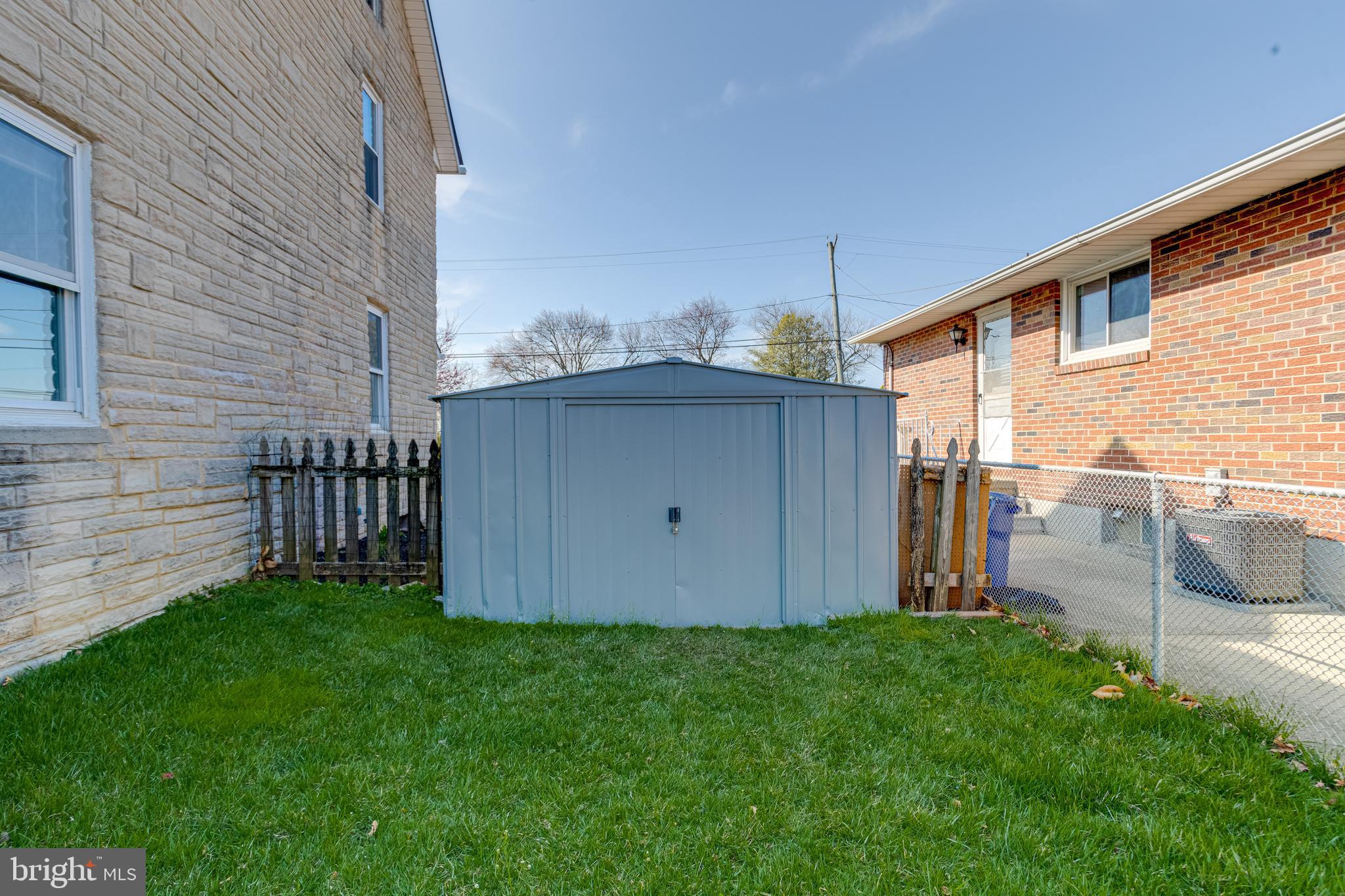 ROSEDALE - Residential