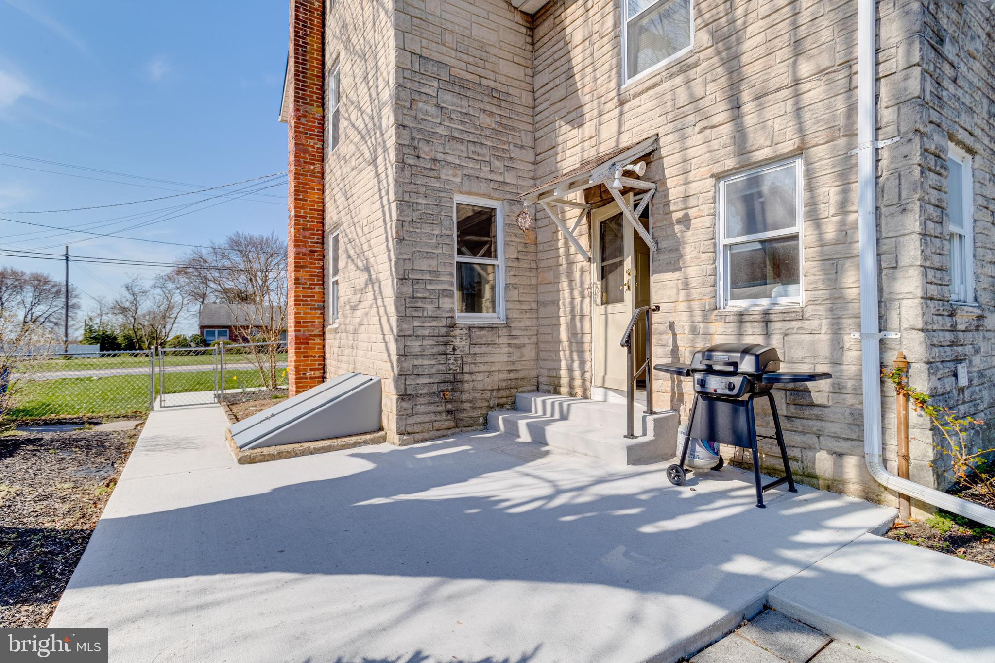 ROSEDALE - Residential