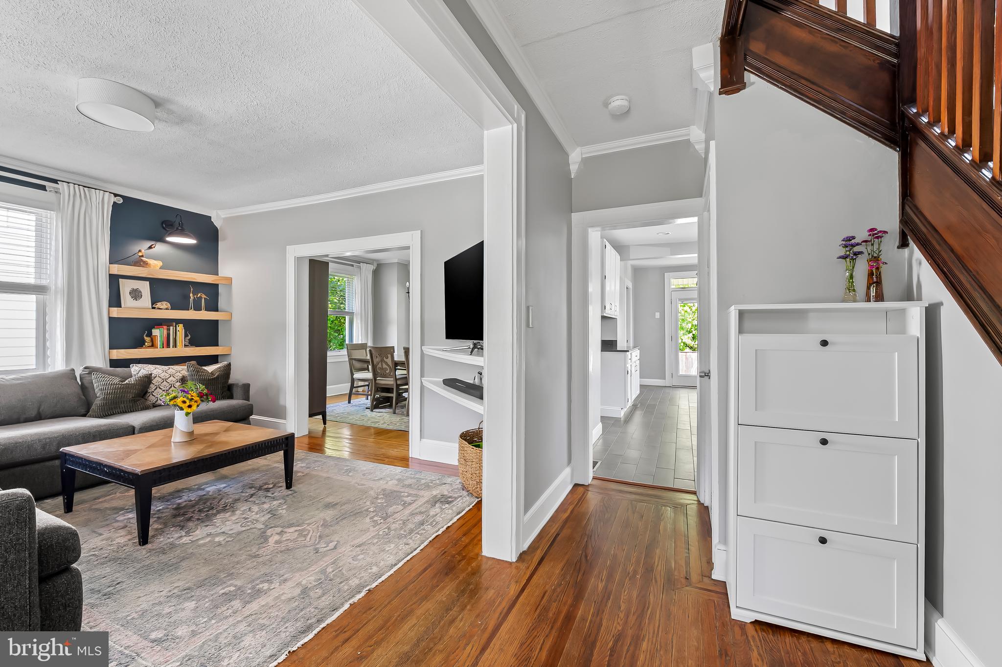 HAMILTON HILLS - Residential