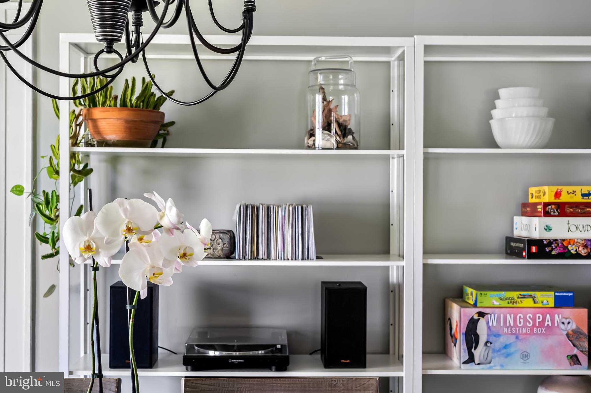 HAMILTON HILLS - Residential