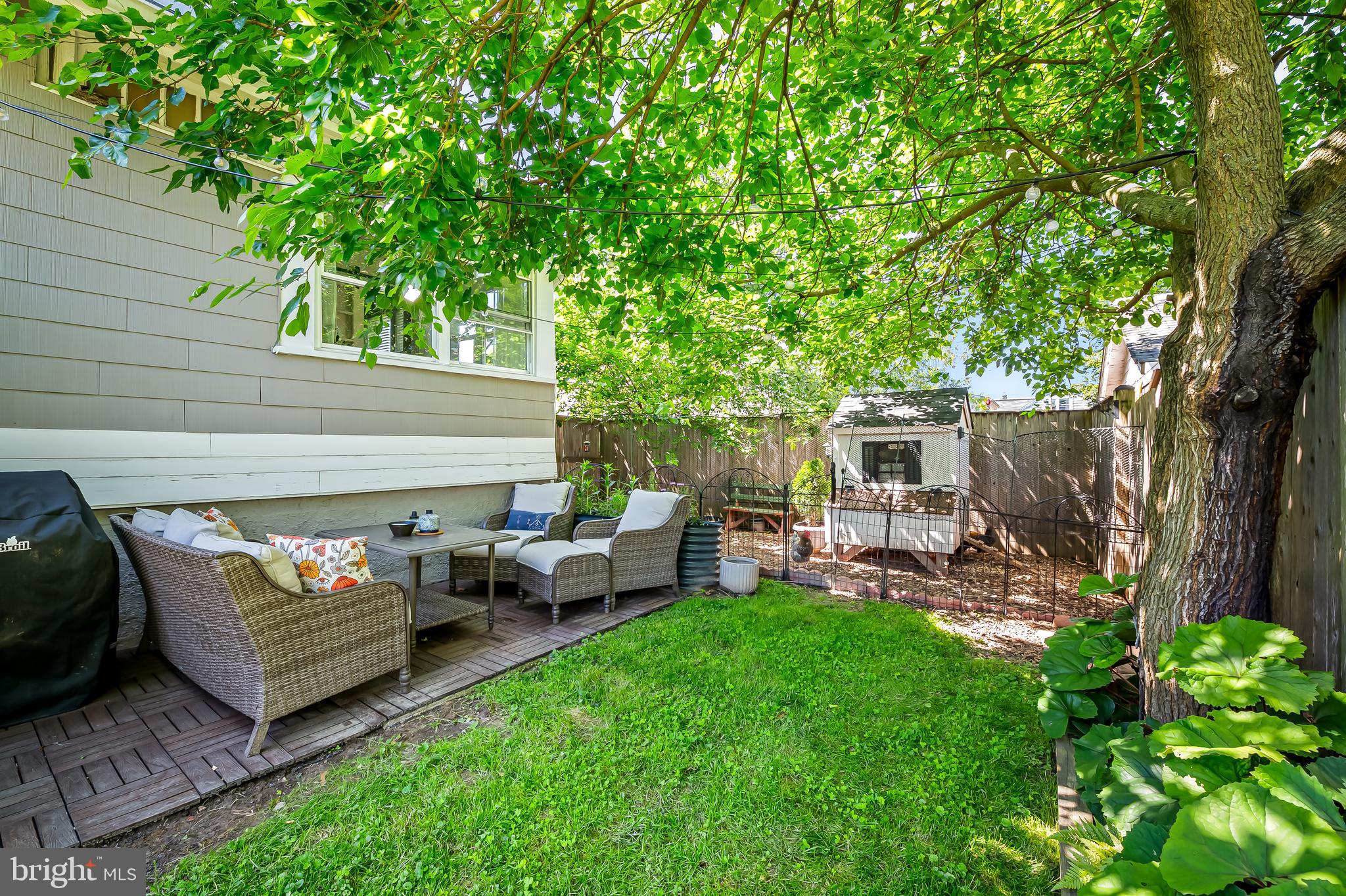 HAMILTON HILLS - Residential