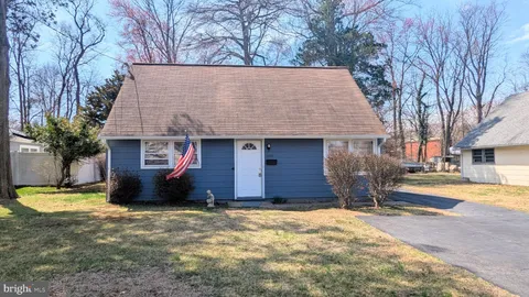 1075 Fireside Ave, Ewing, NJ MLS: NJME2054730