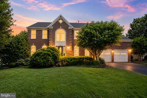 Photo of 10952 Thistlewood Court, MANASSAS, VA 20110 (MLS # VAPW2126620)