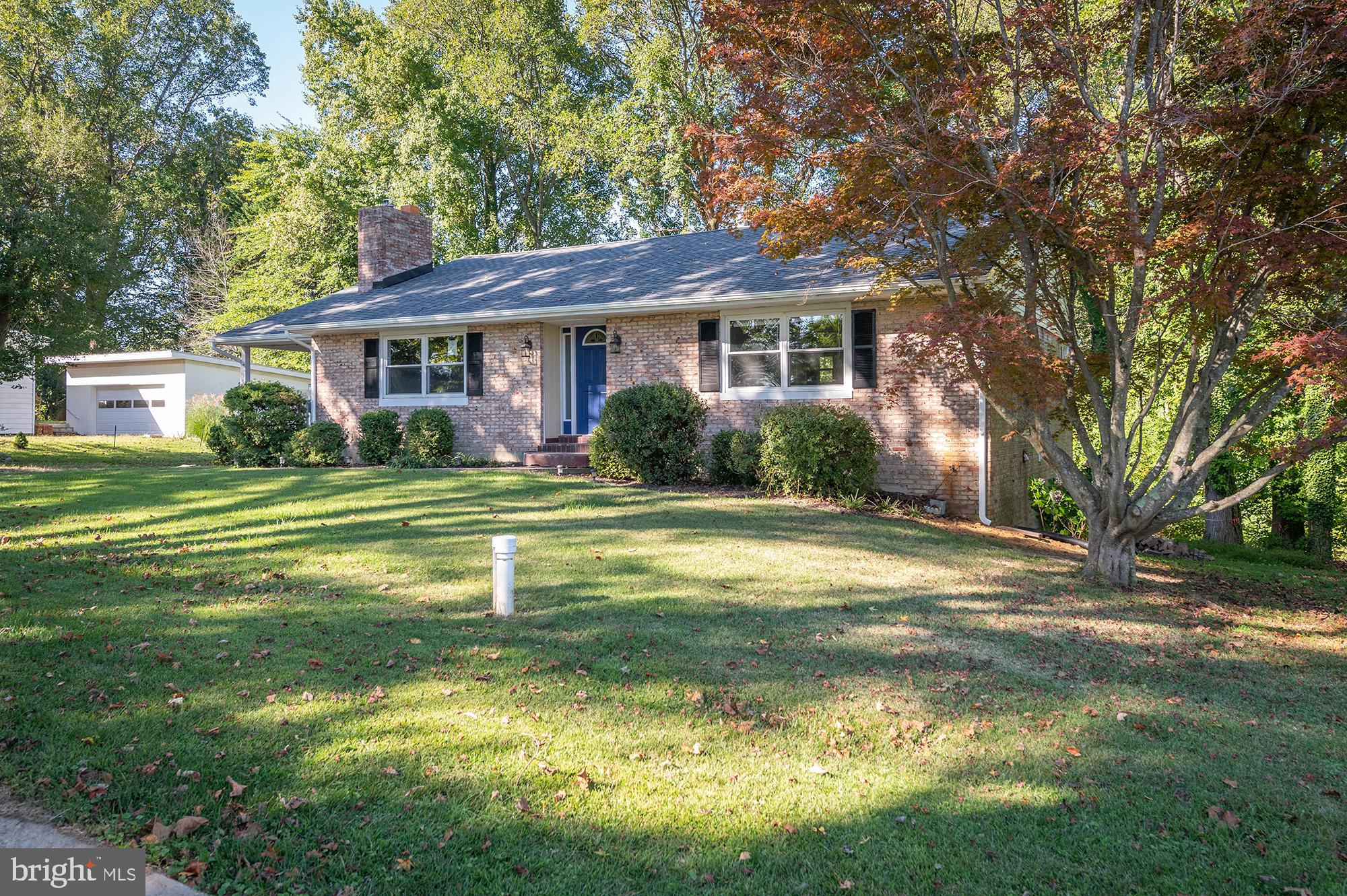 3706 BAYVIEW DRIVE